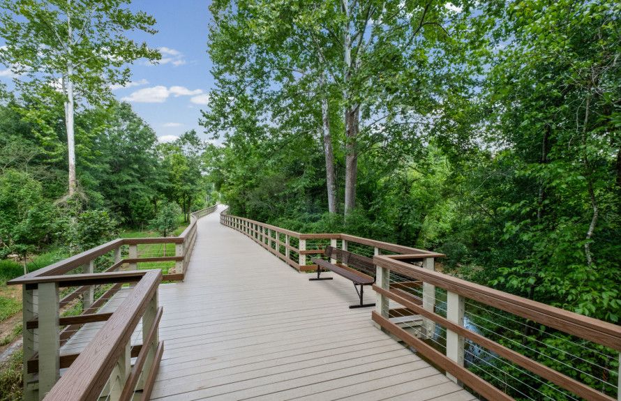 Access to Big Creek Greenway