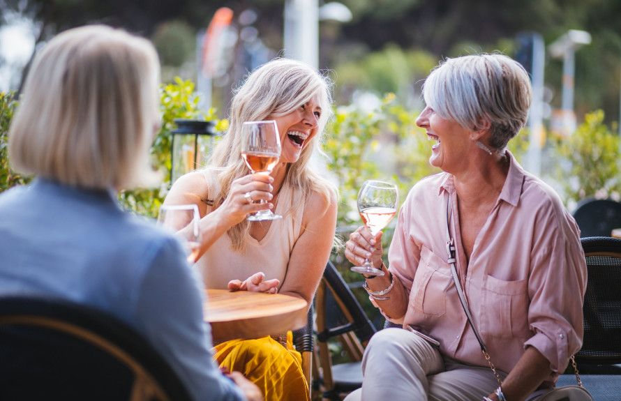 Nearby Dining Options Galore