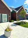 The Gables Of Huber Heights por Charles Simms Development en Dayton-Springfield Ohio