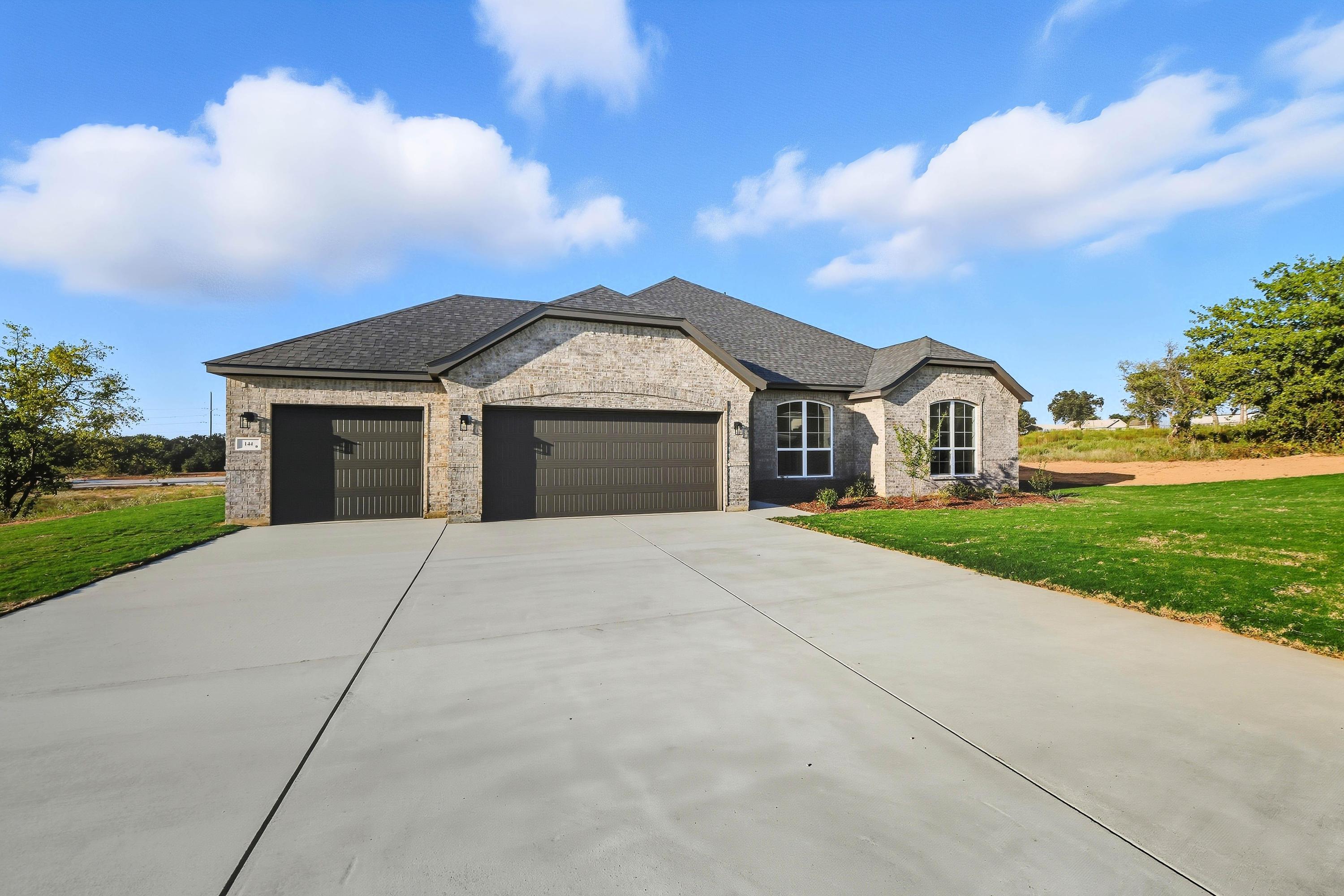 Iverson III - Arbor Oaks: Boyd, Texas - Cheldan Homes
