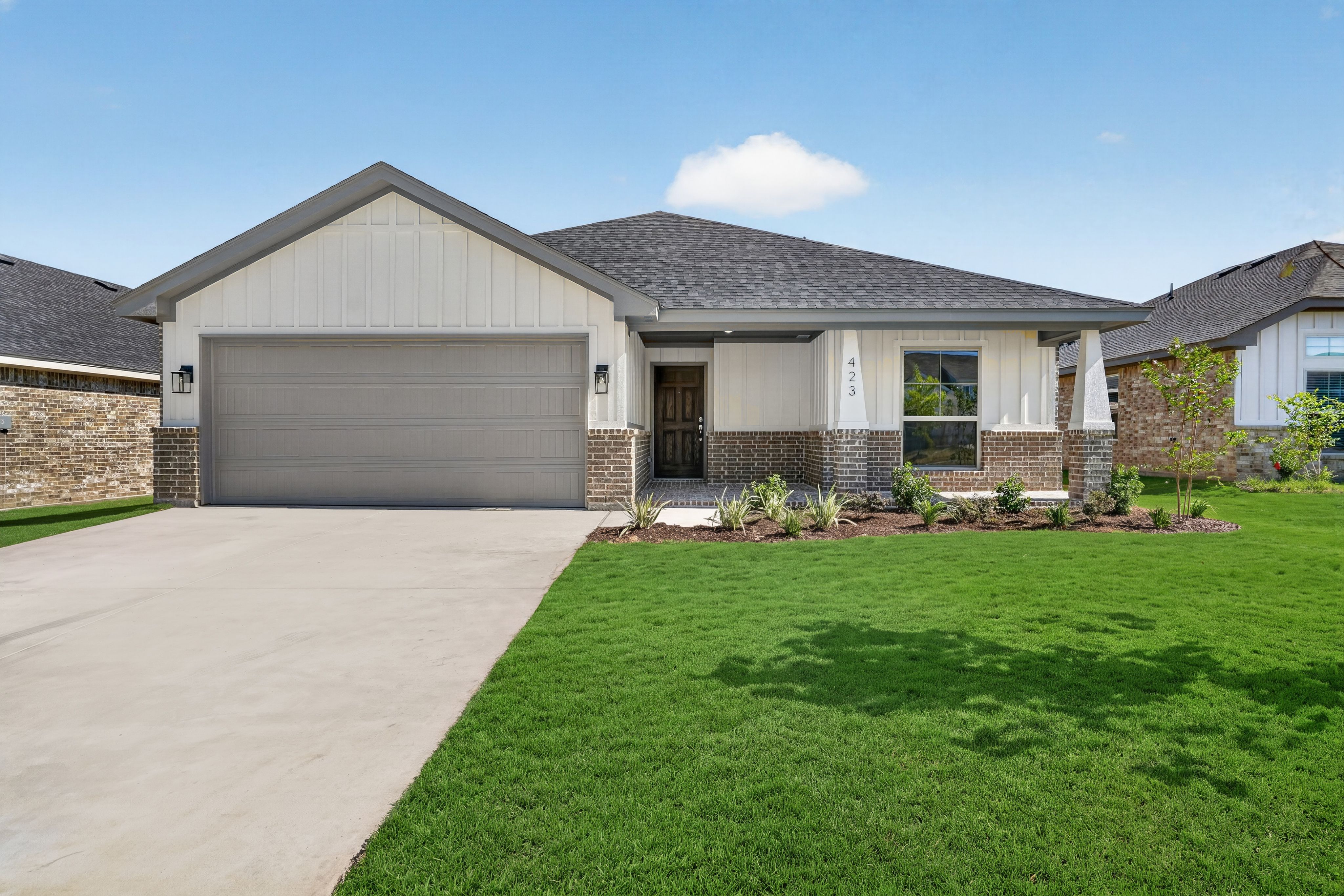 Cambria I - Craftsman's Corner: Cleburne, Texas - Cheldan Homes