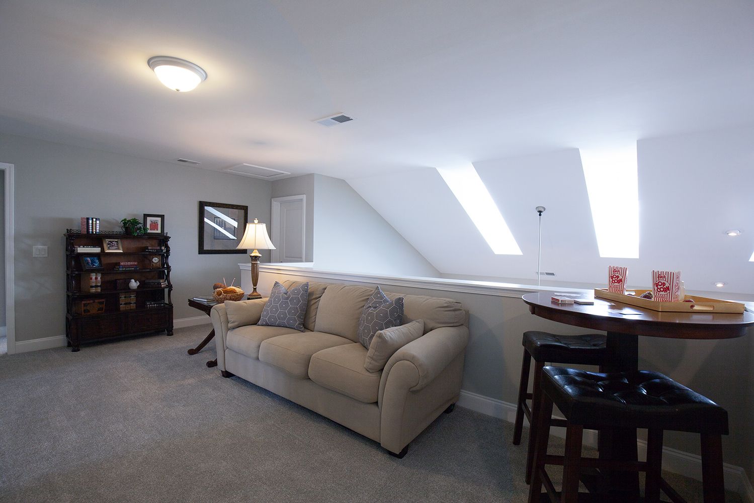 Upstairs Loft 
