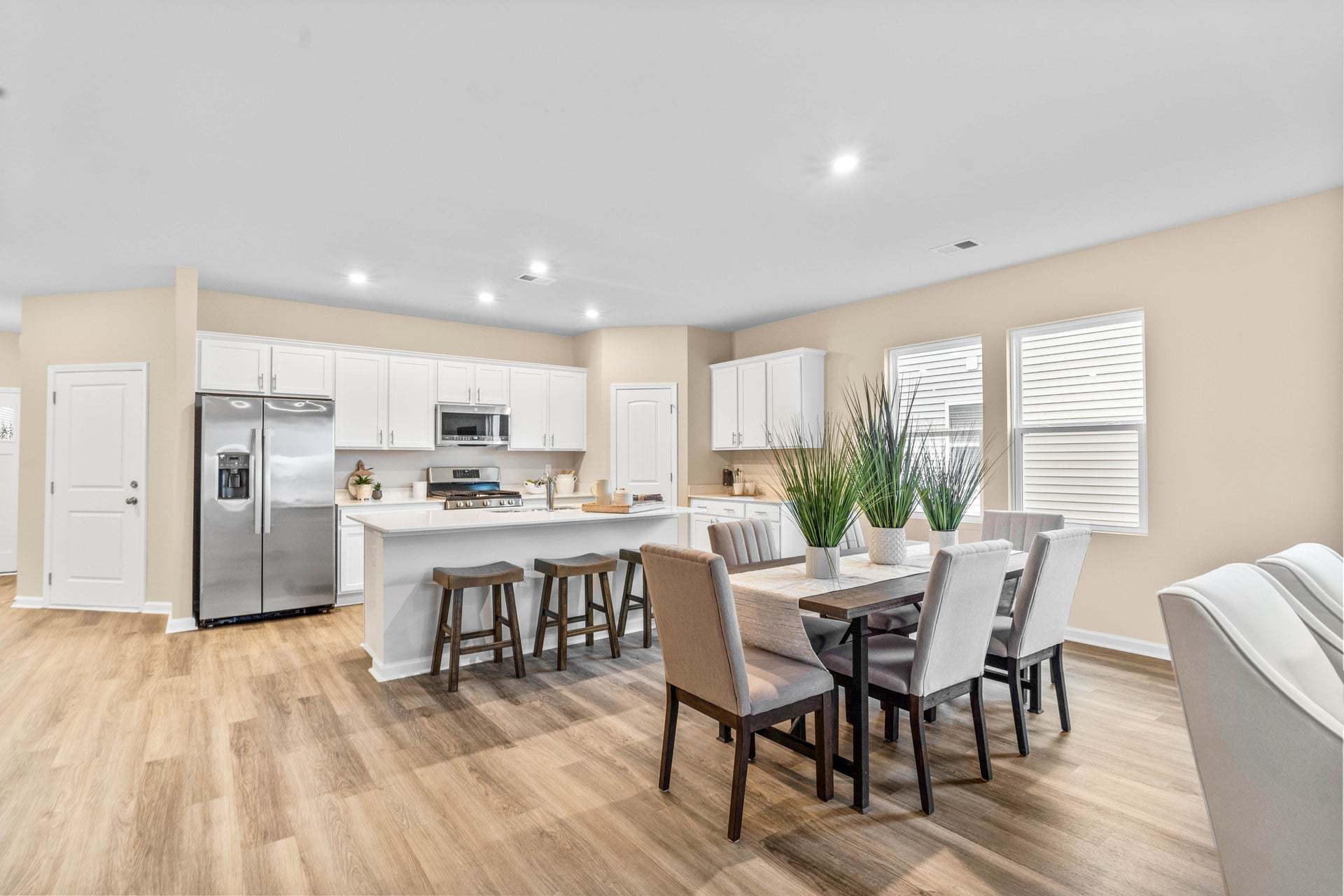 Kitchen & Dining Room