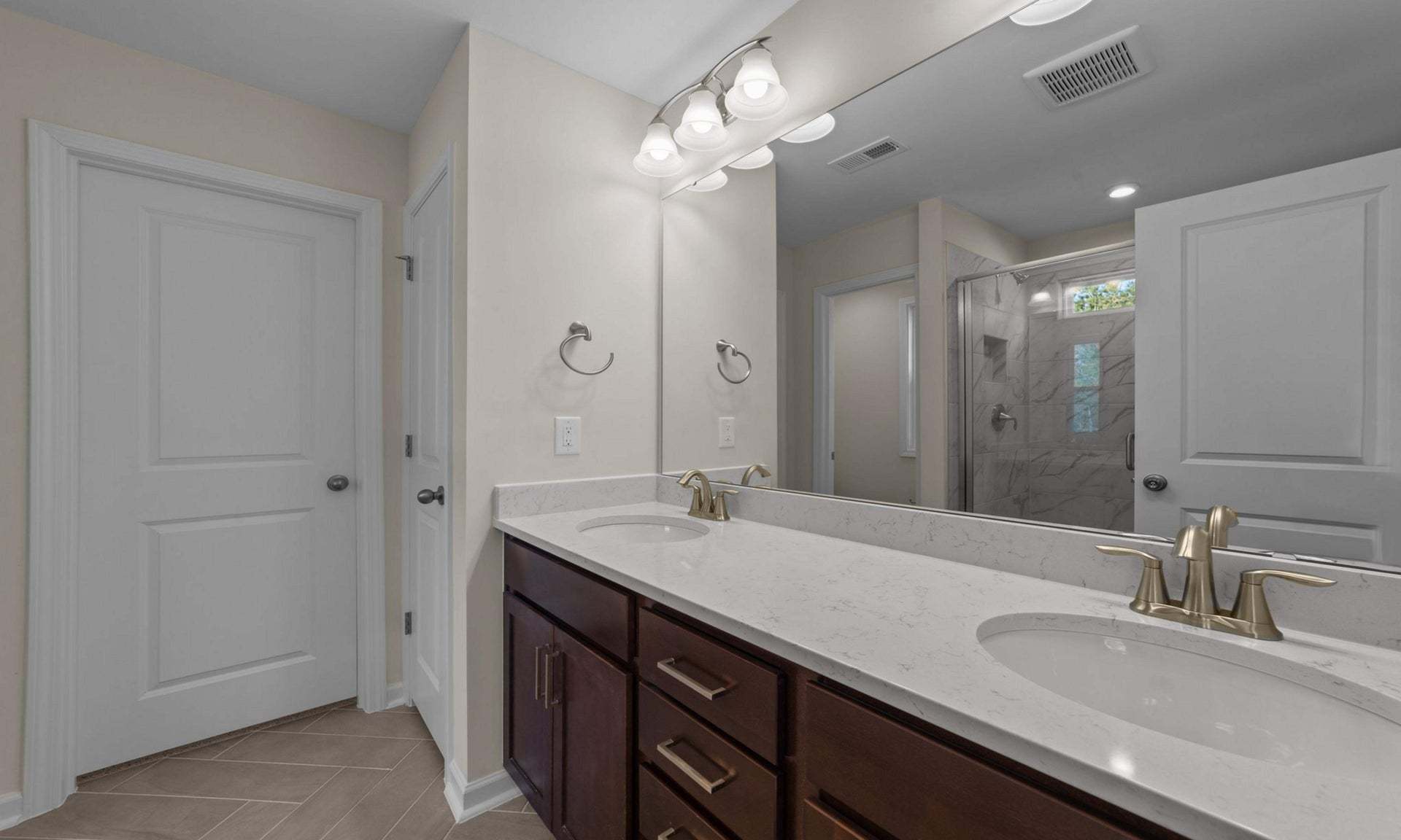 Owner's Bathroom