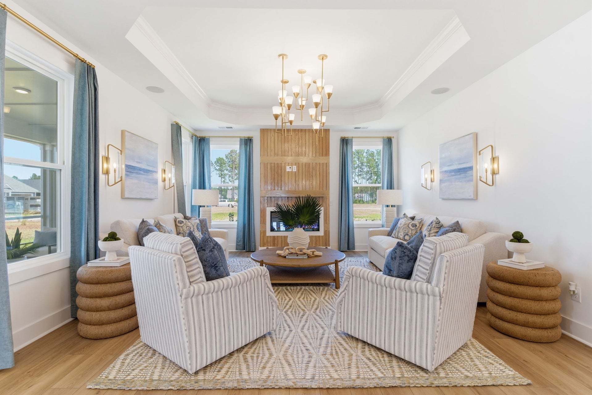 The Shorebreak - Great Room