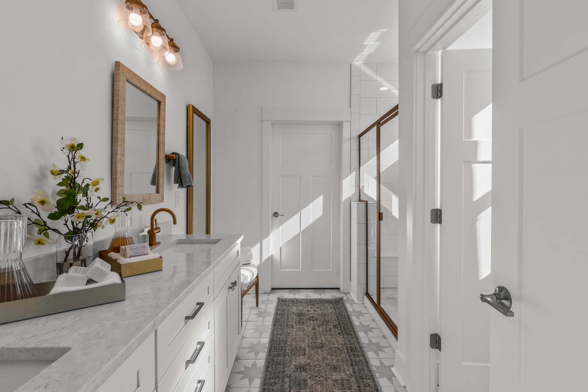 Boardwalk Owner's Bathroom