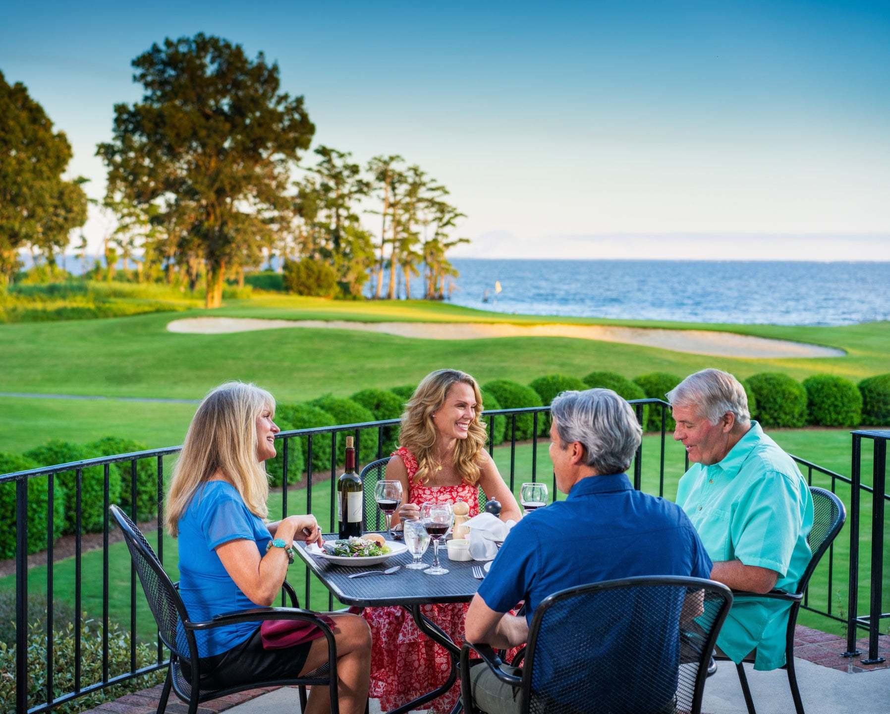 Community - Clubhouse Dining