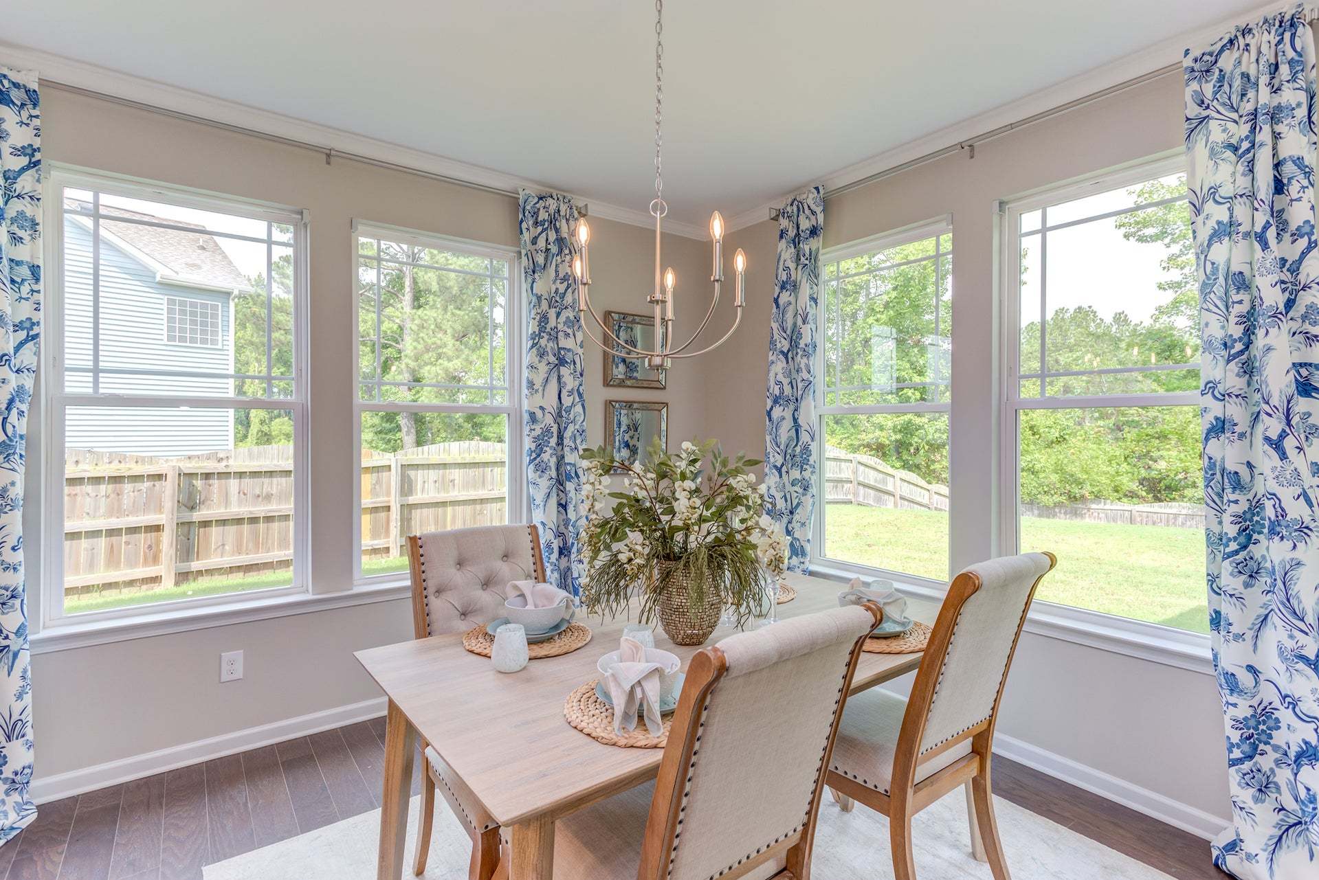 Actual Home - Breakfast Nook