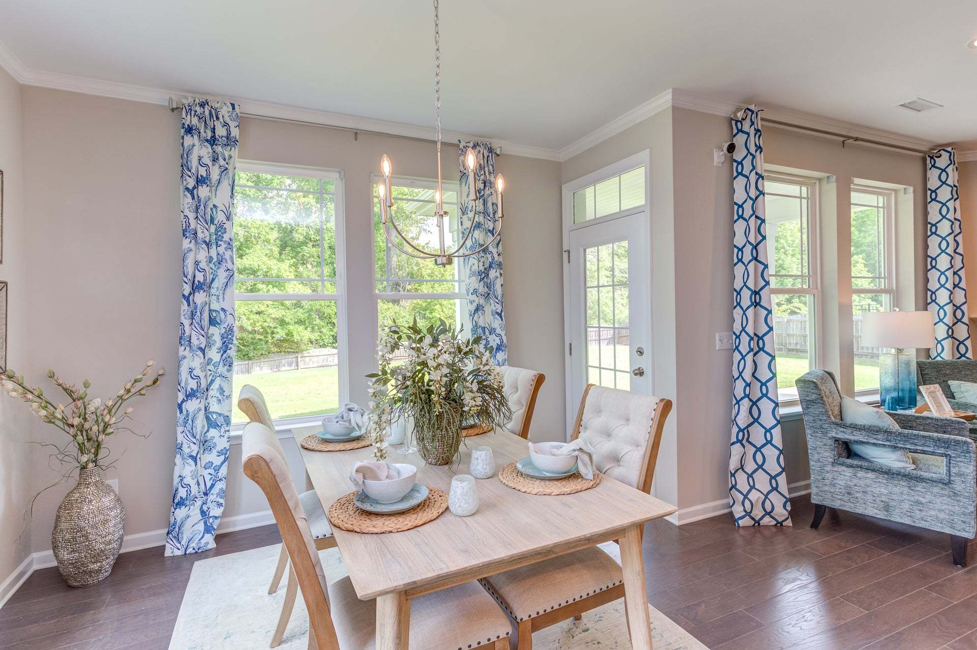 Actual Home - Breakfast Nook