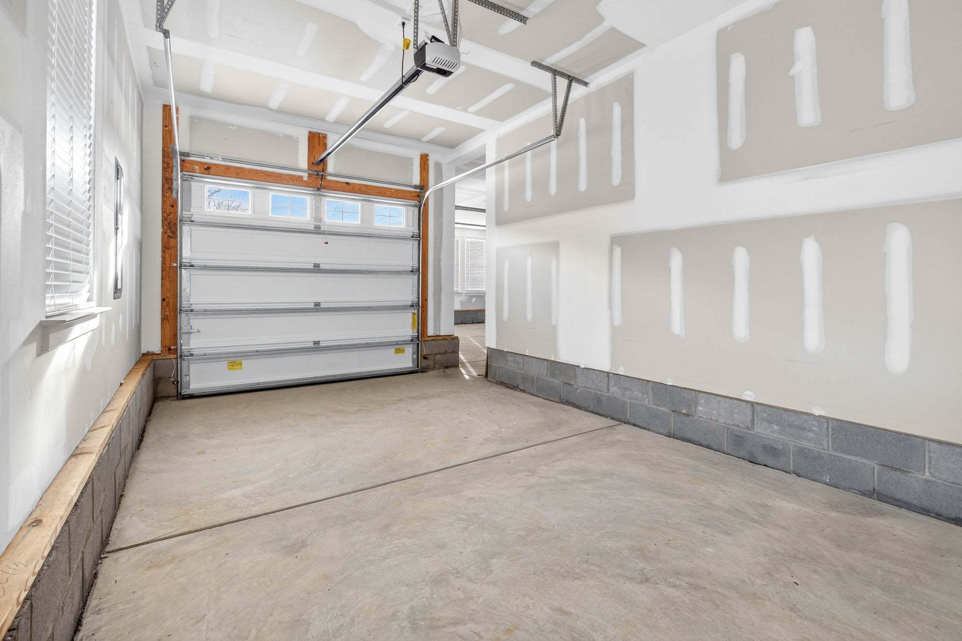 Three Car Garage