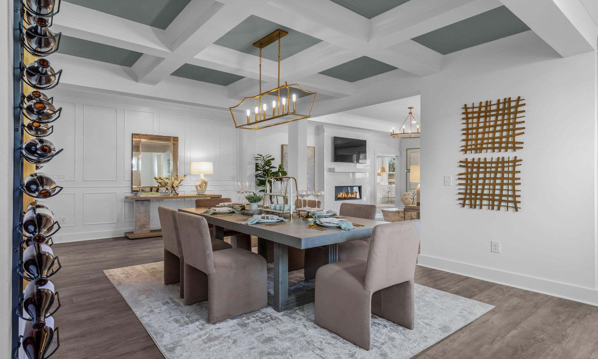 Similar Home - Dining Room