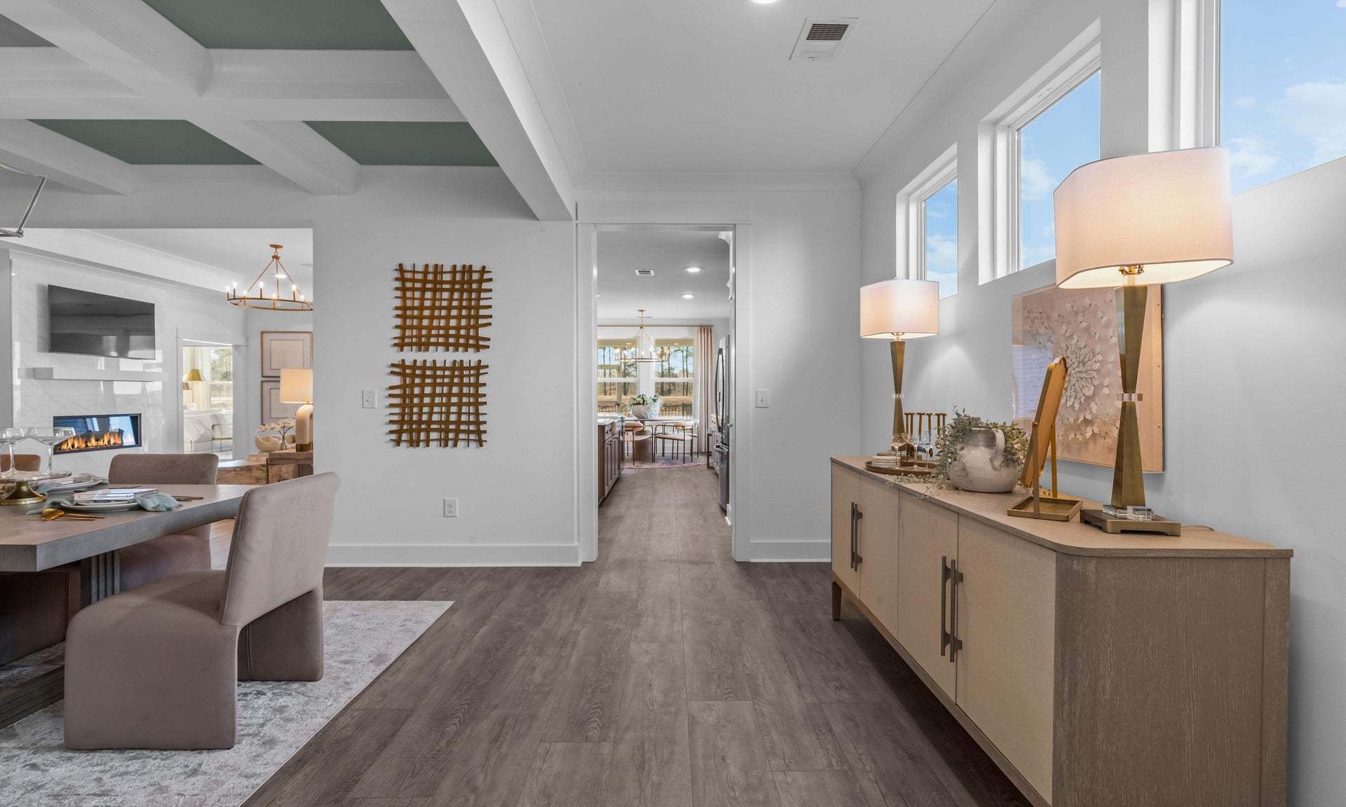 Similar Home - Dining Room