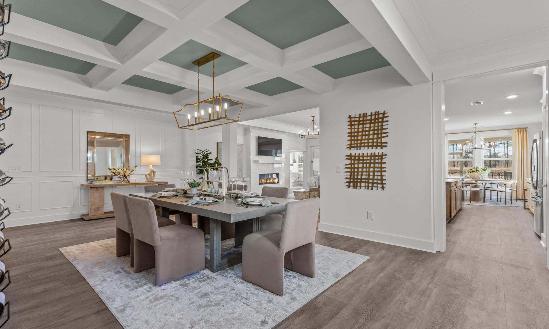 Similar Home - Dining Room