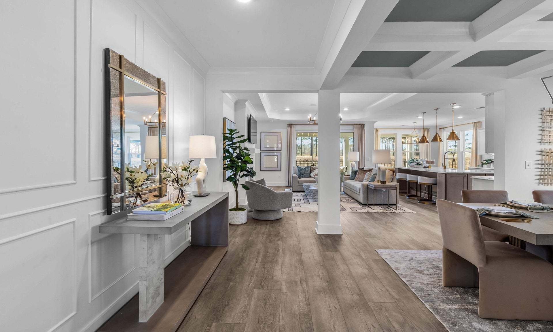 Similar Home - Foyer