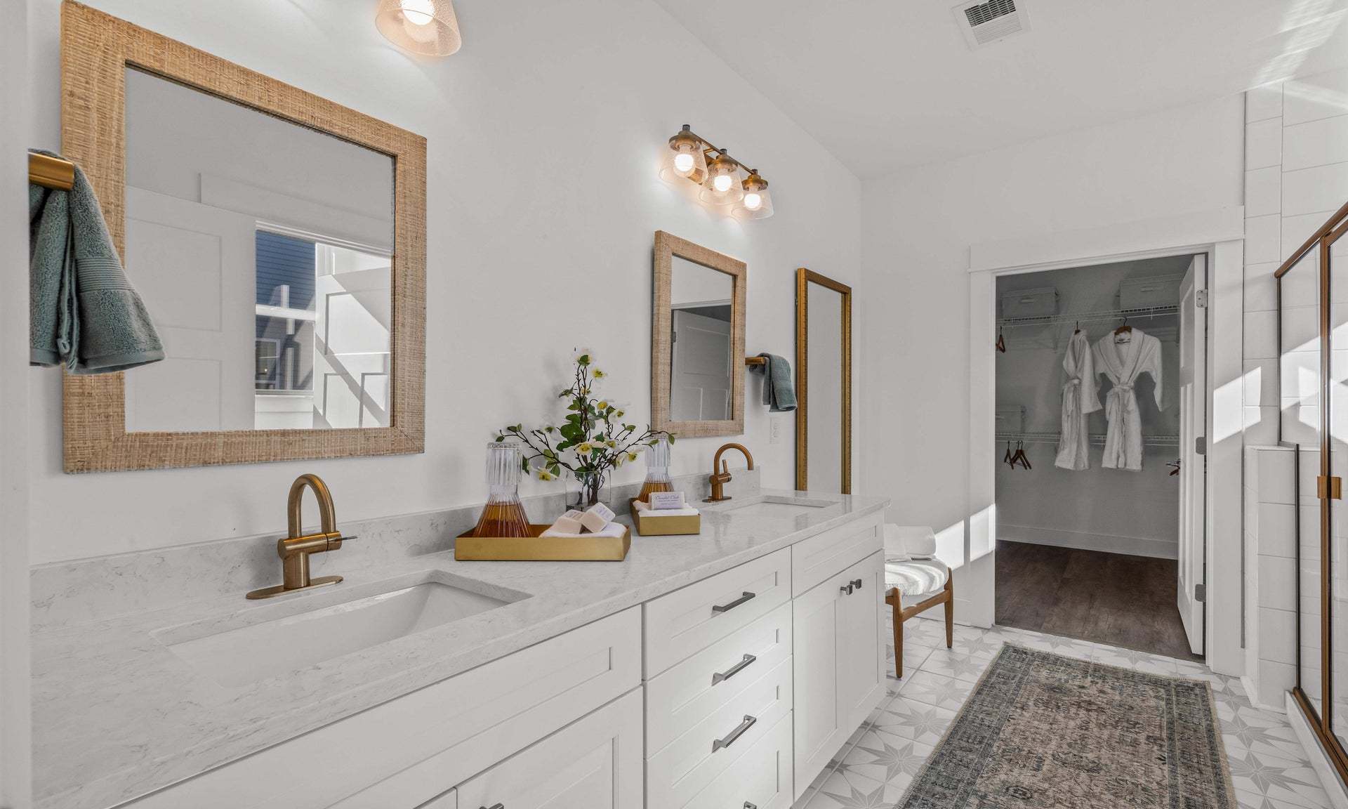 Similar Home - Owner's Bathroom