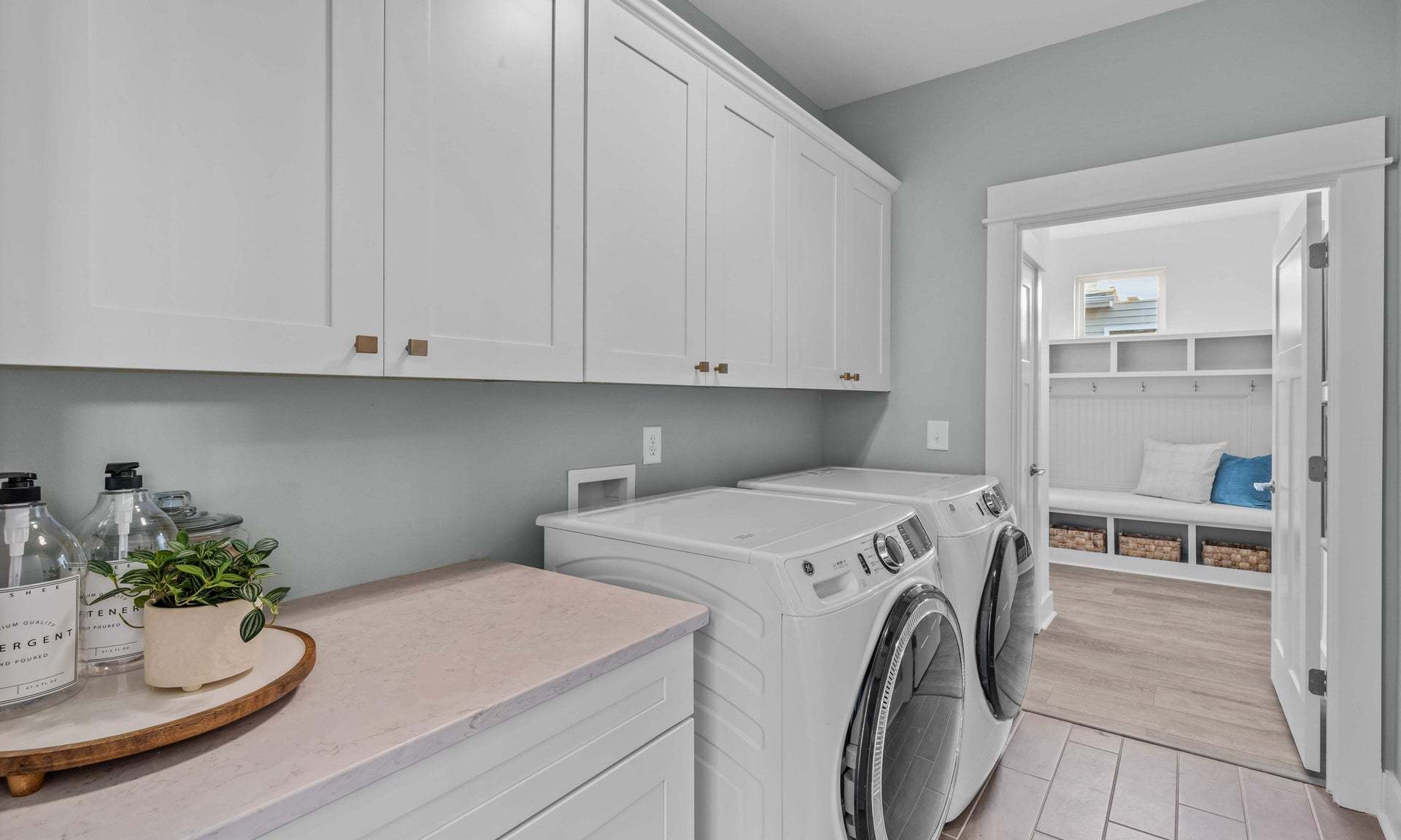 Similar Home - Laundry Room