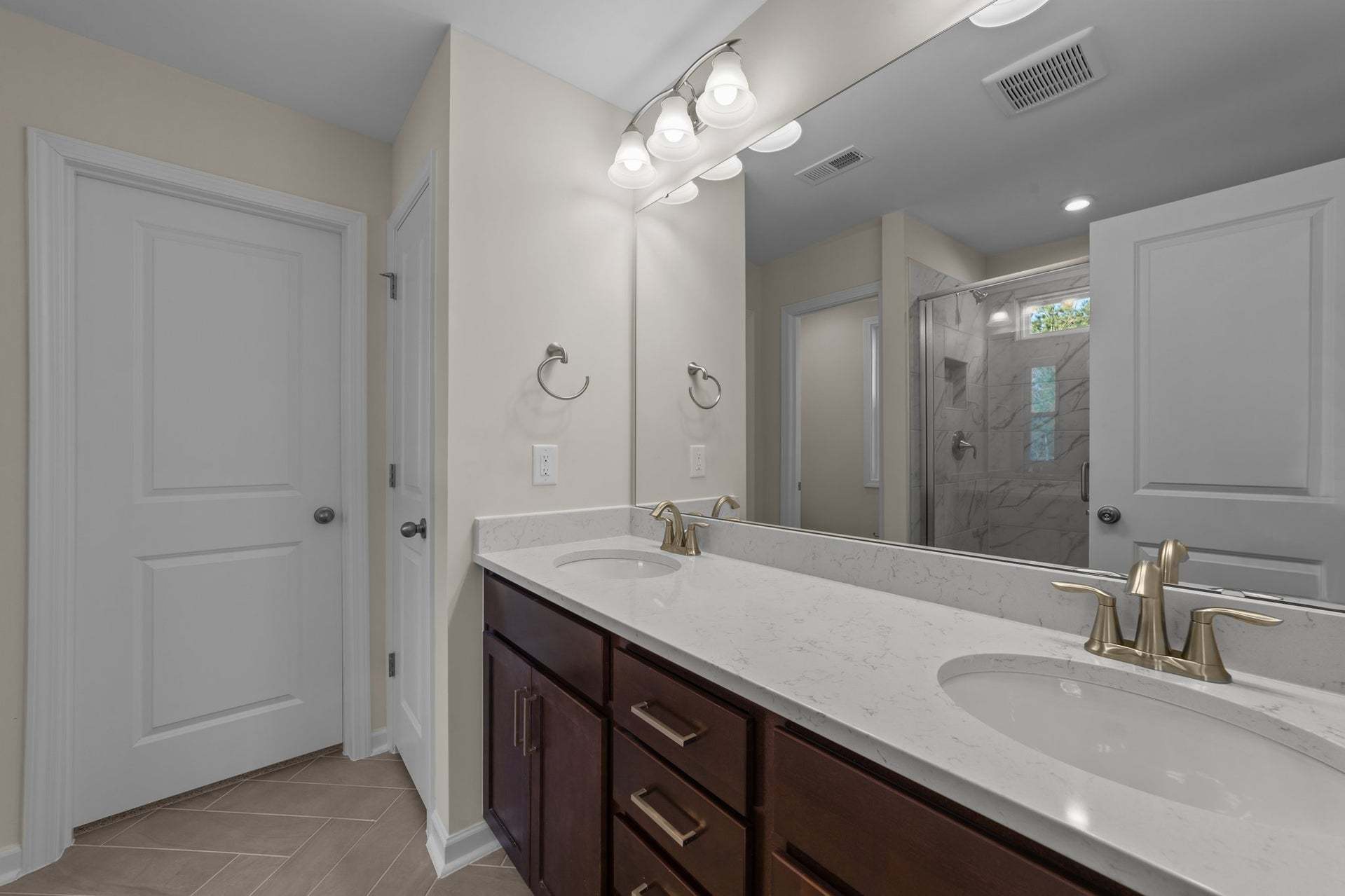 Owner's Bathroom