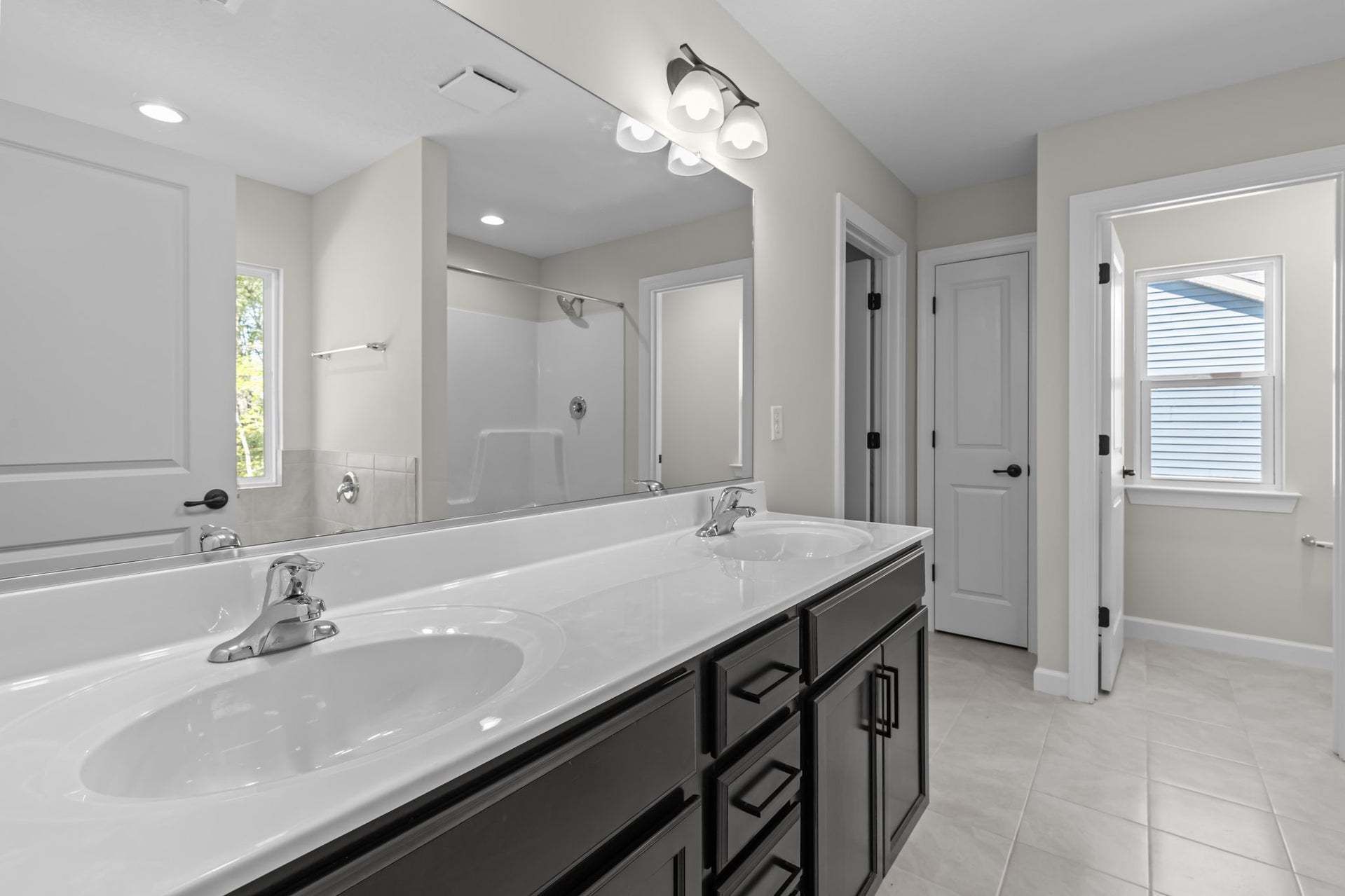 Owner's Bathroom