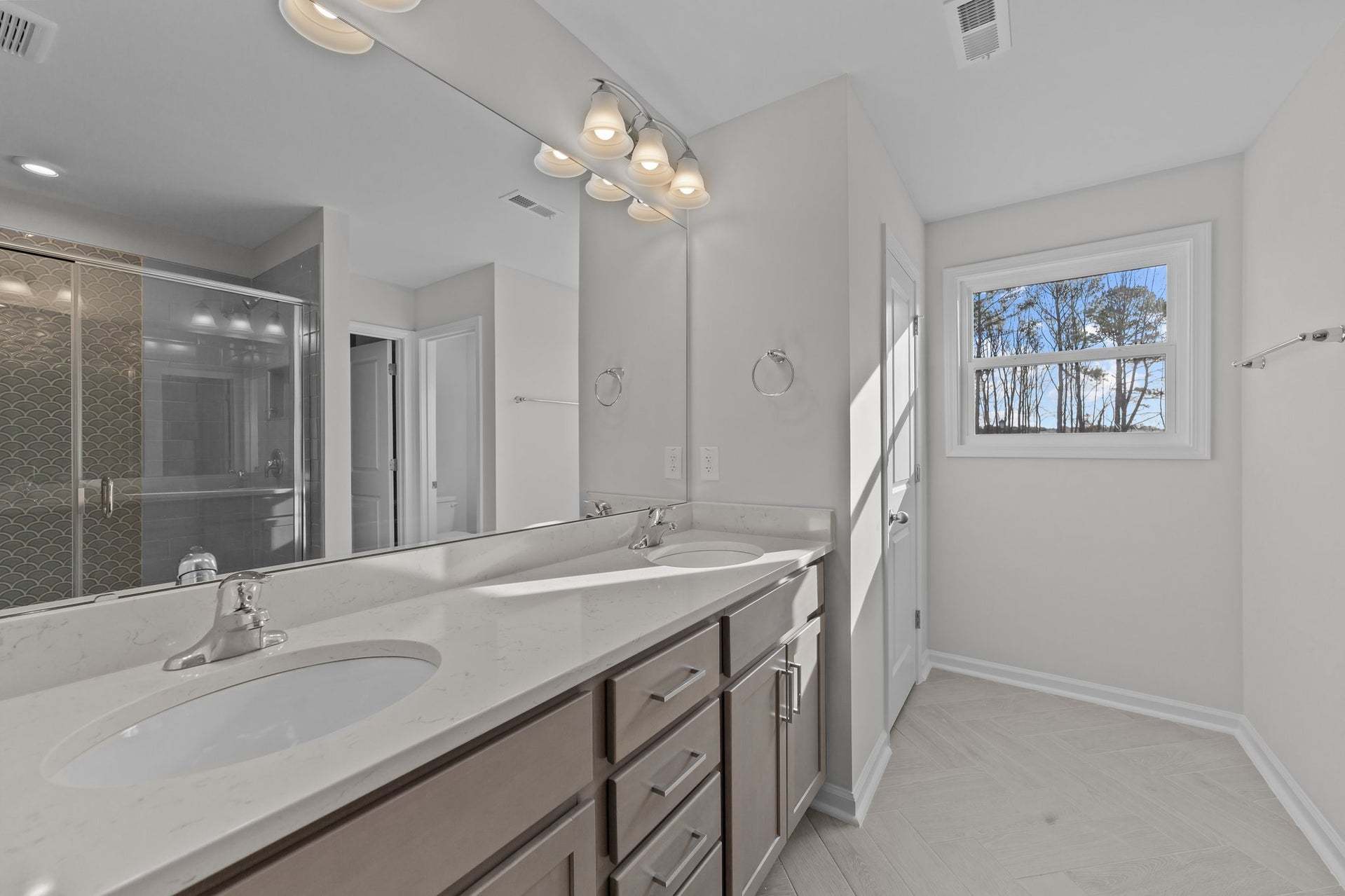 Owner's Bathroom