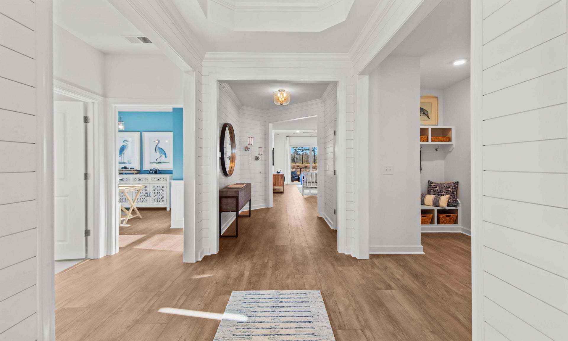 Similar Home - Foyer