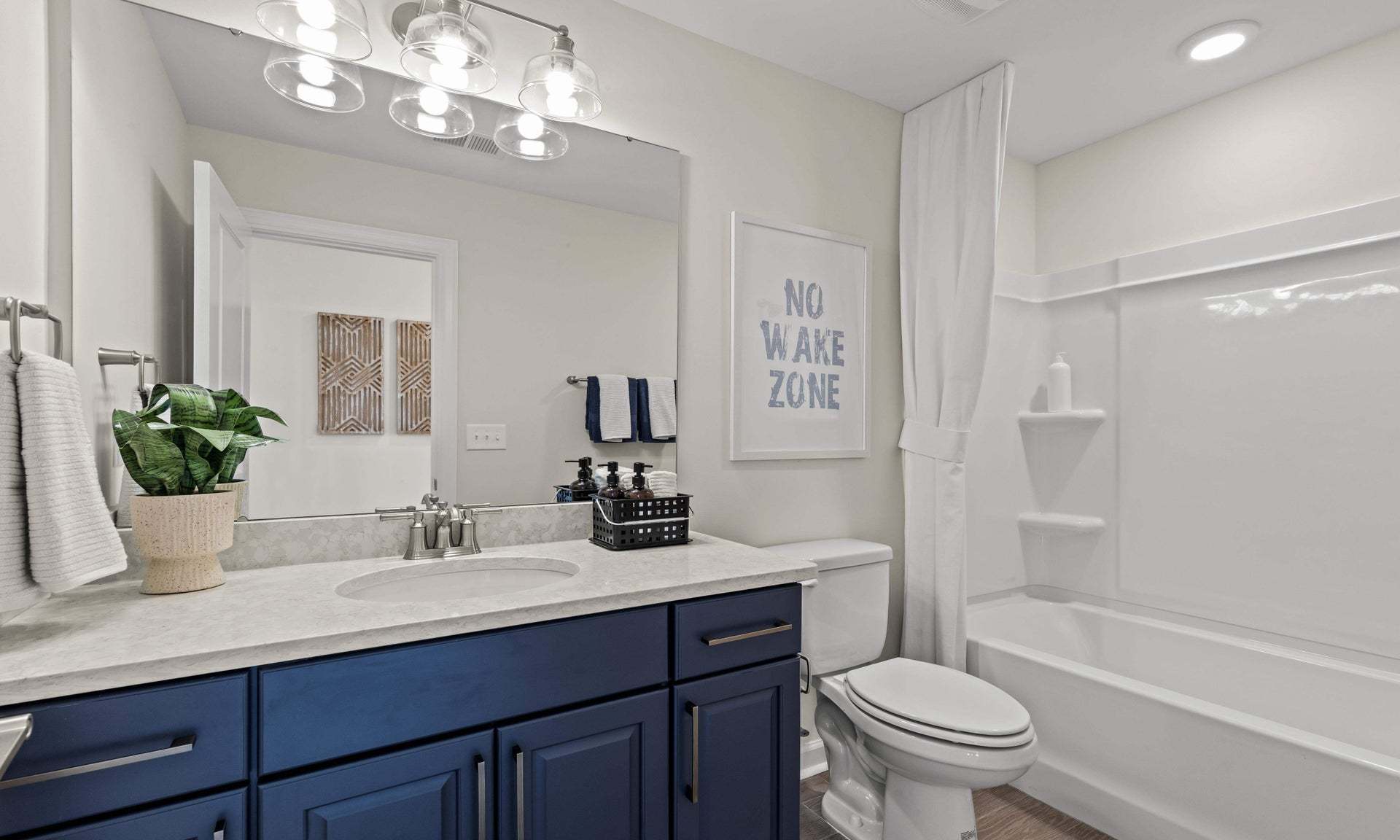 Similar Home - Bathroom