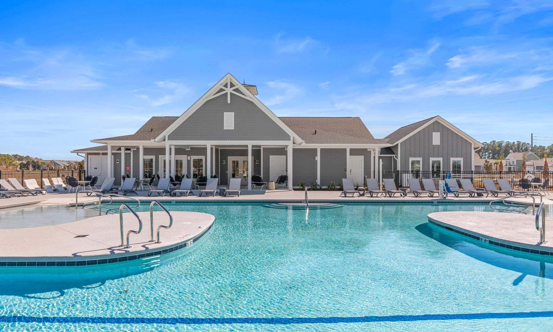Amenity Center - Pool