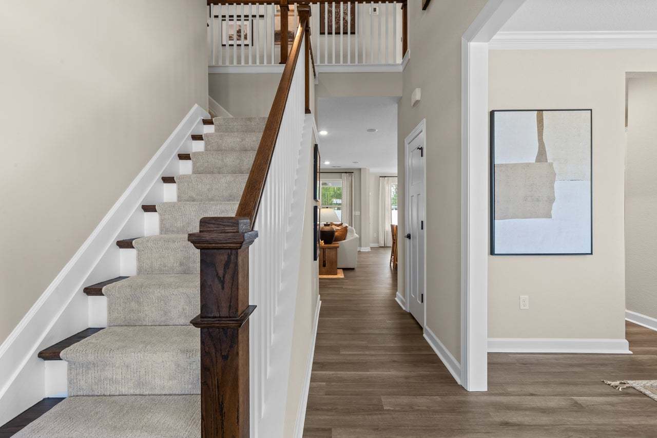 Similar Home - Foyer