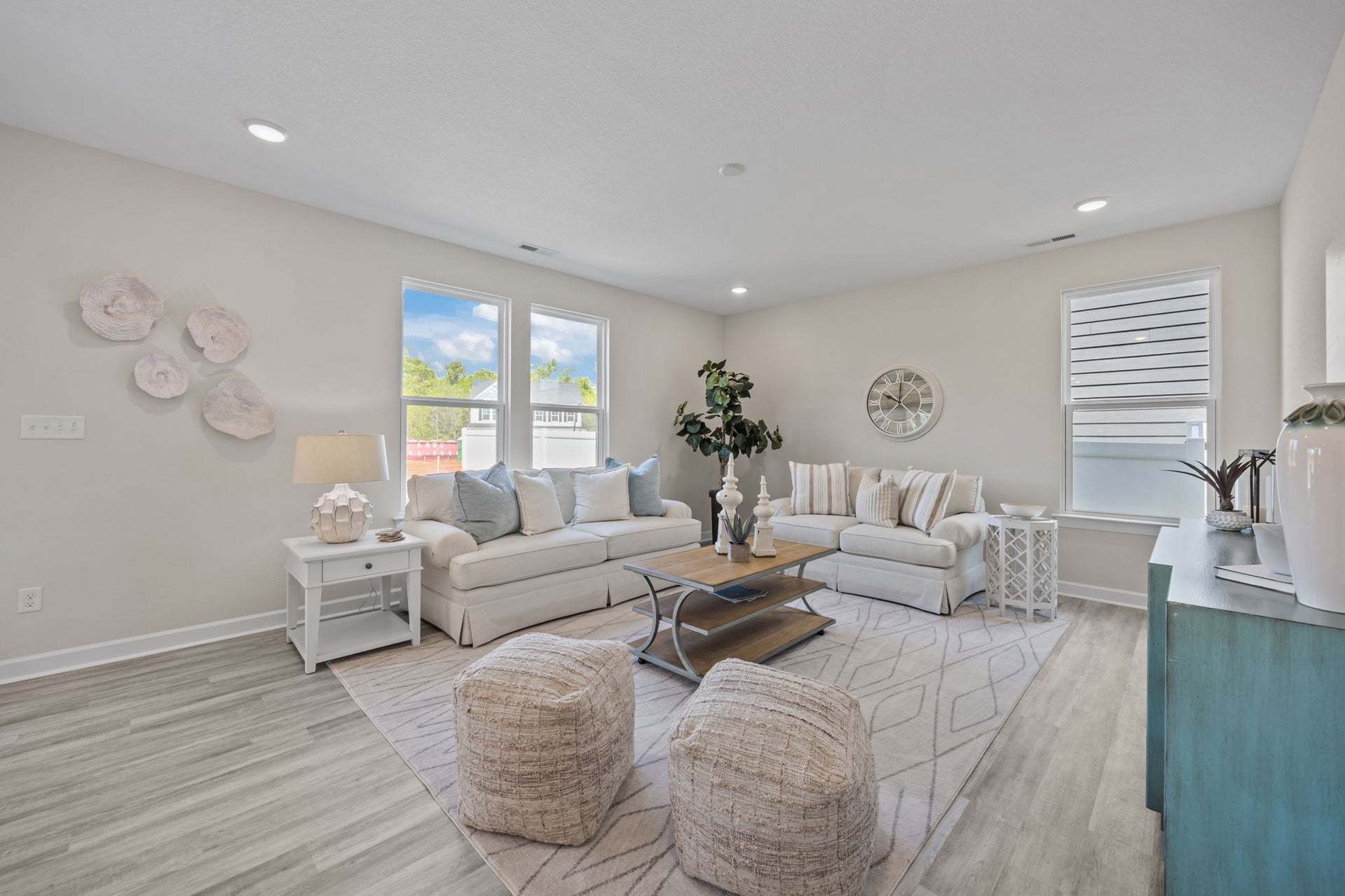 Similar Home - Great Room