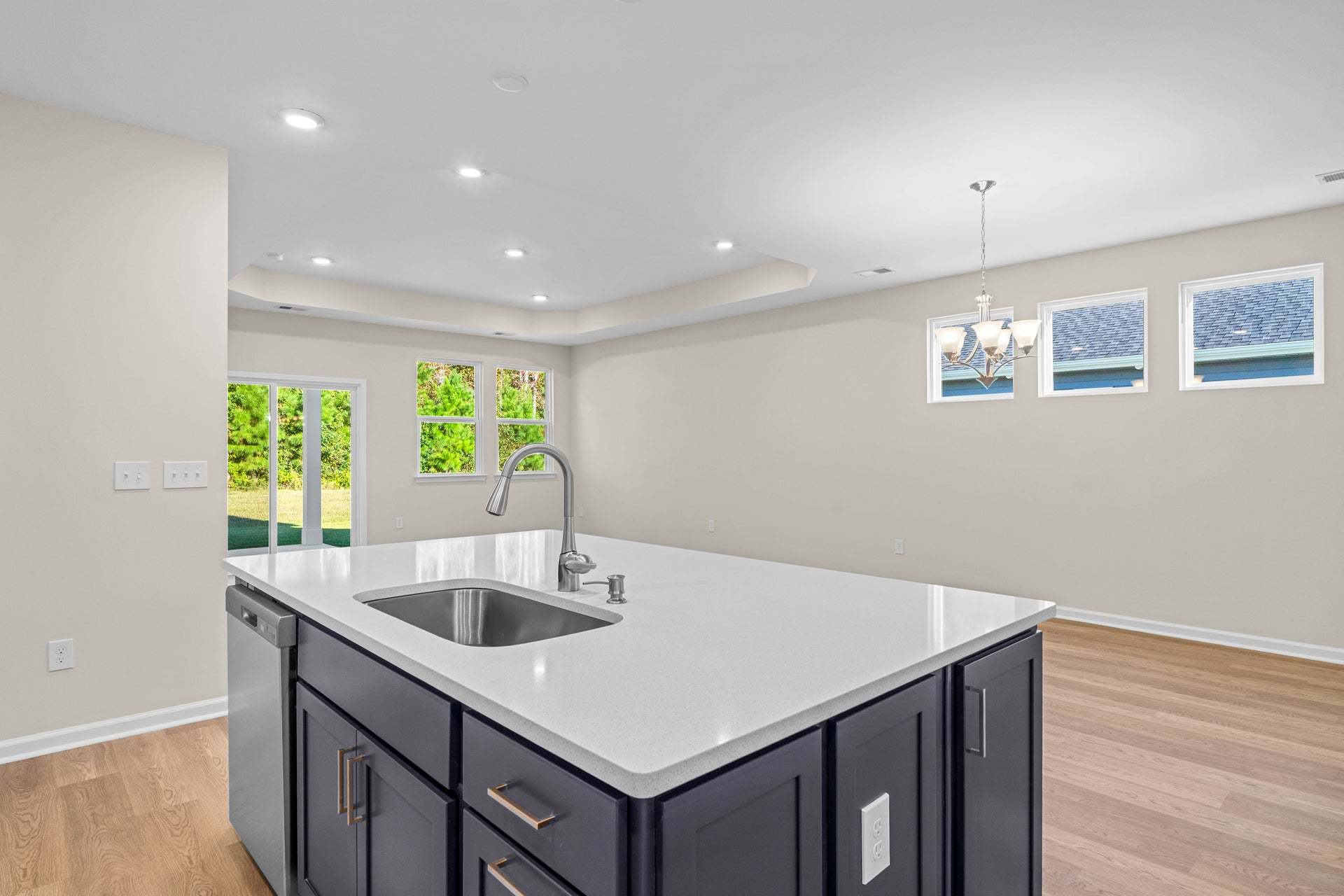 Similar Home - Kitchen