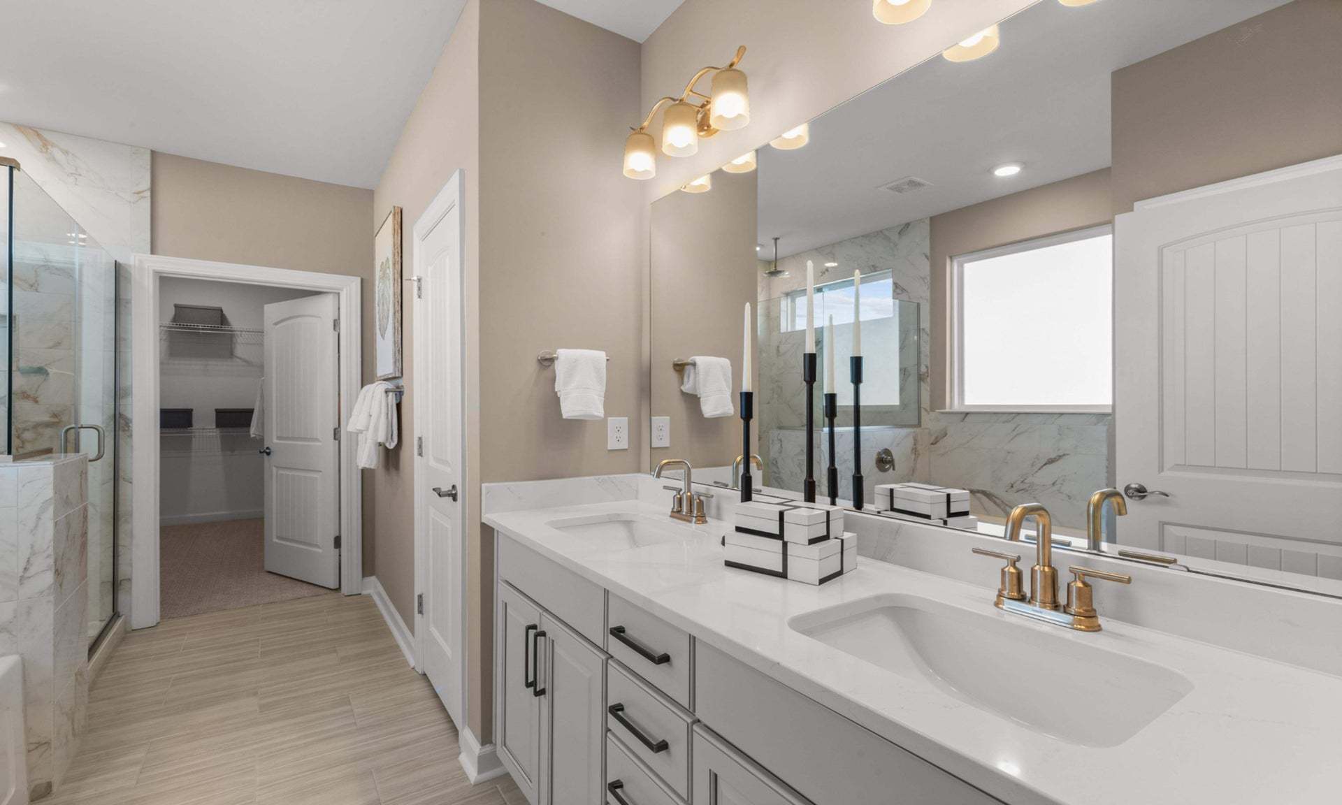 Similar Home - Owner's Bathroom