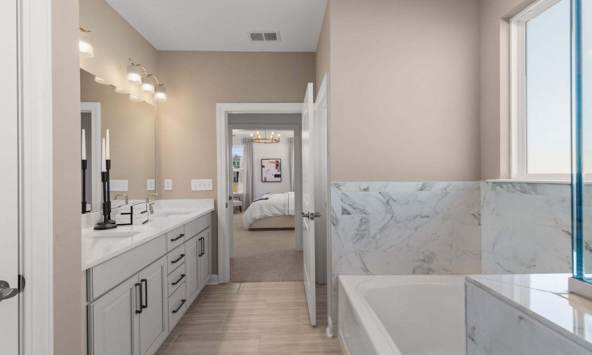 Similar Home - Owner's Bathroom