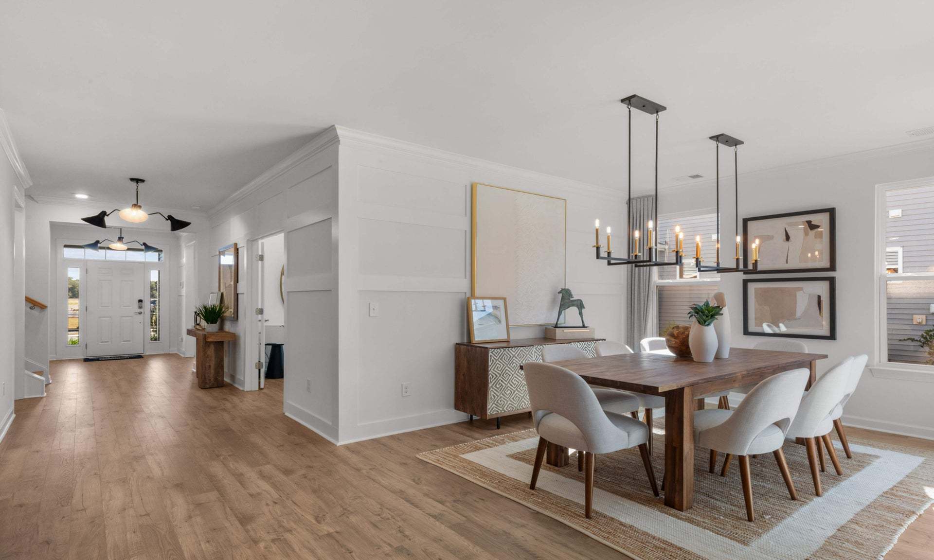 Similar Home - Dining Area