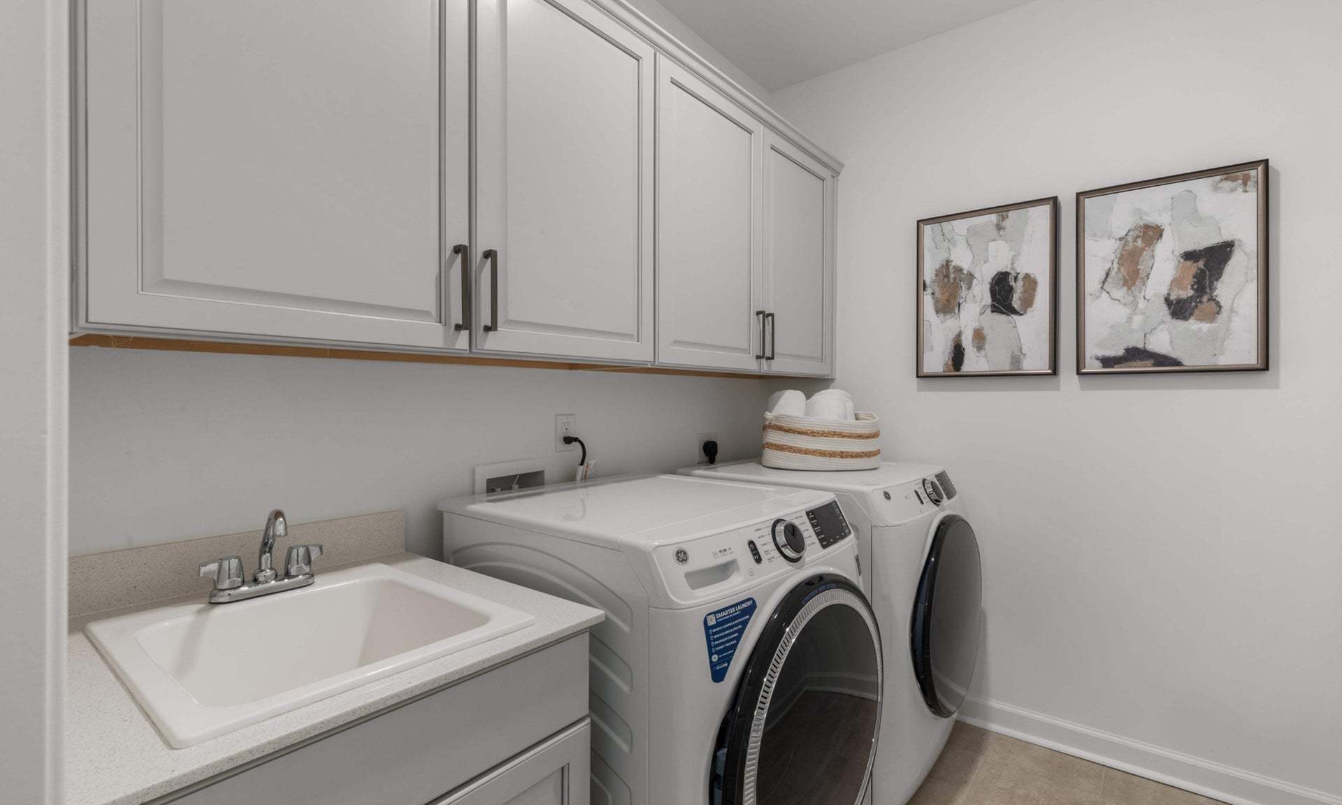 Similar Home - Laundry Room