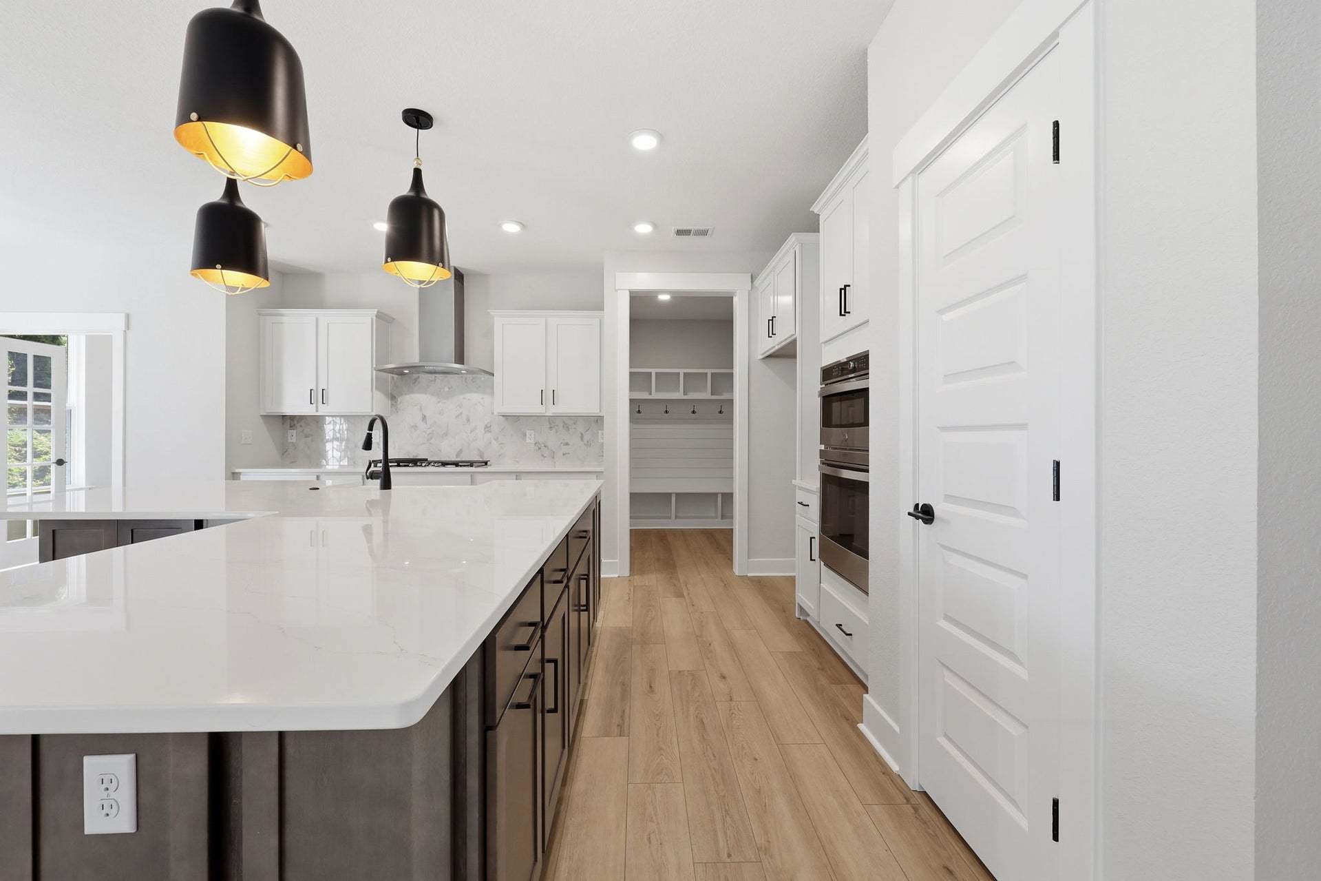 Similar Home - Kitchen