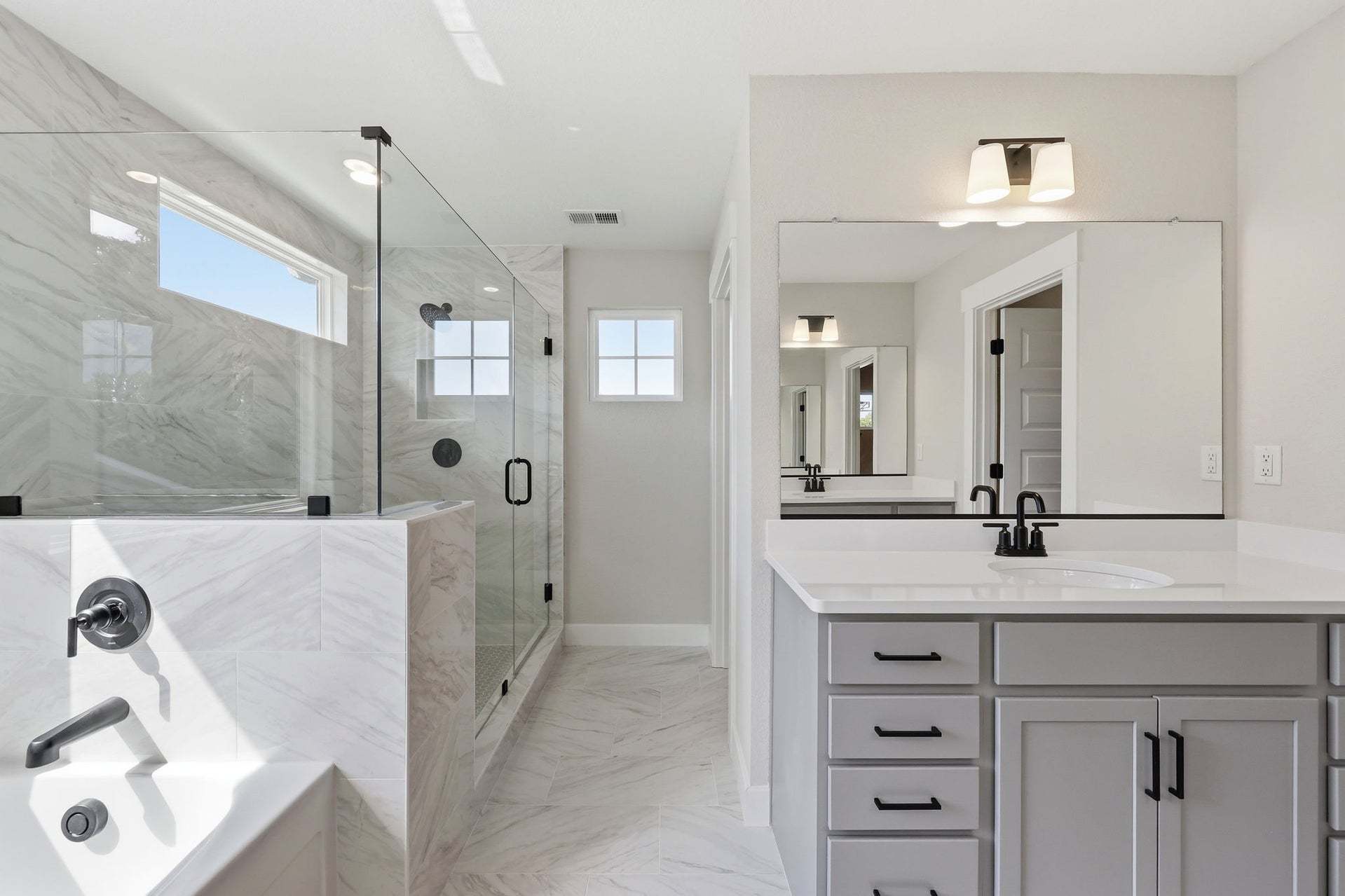 Similar Home - Owner's Bathroom
