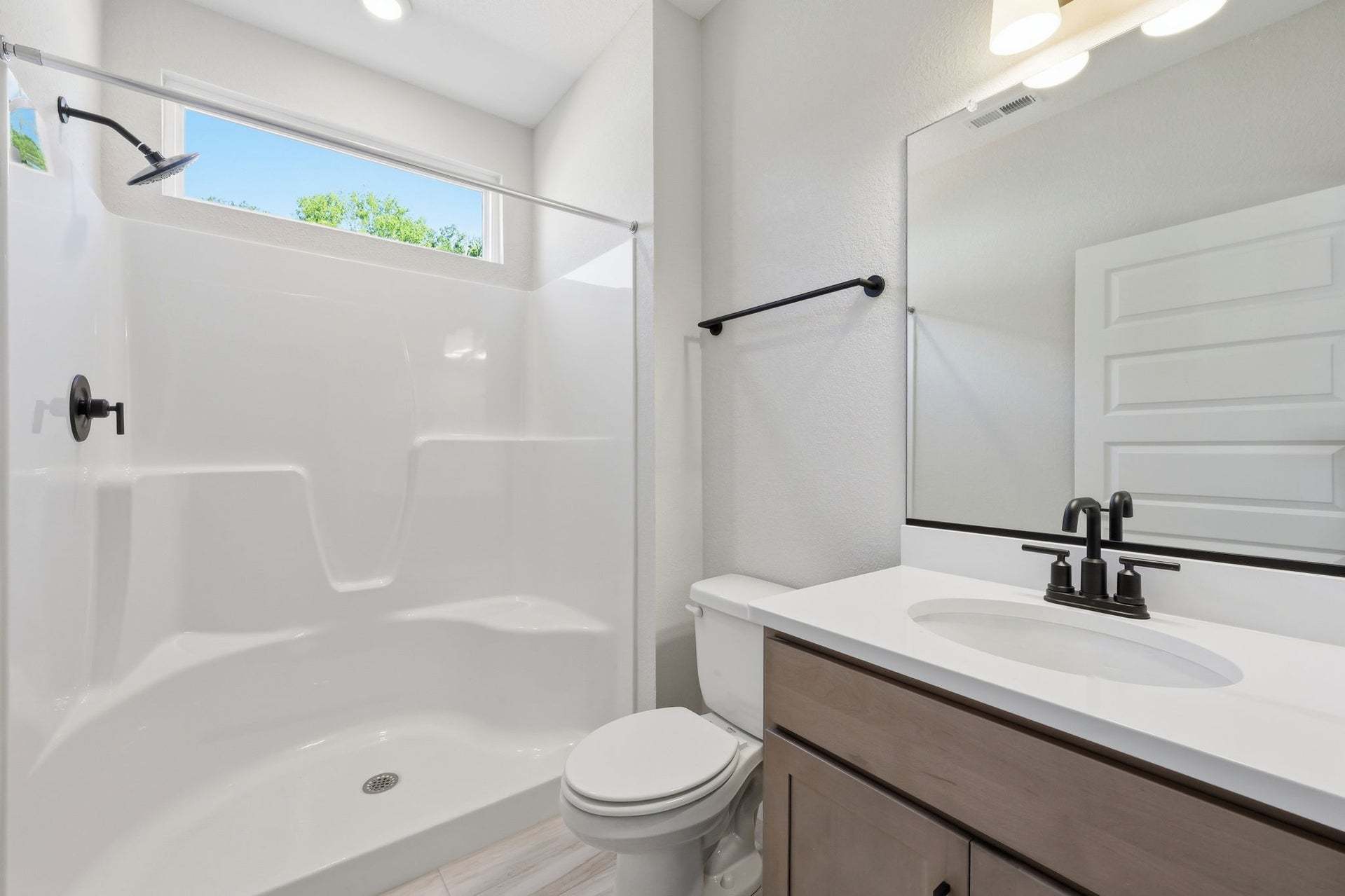 Similar Home - Bathroom