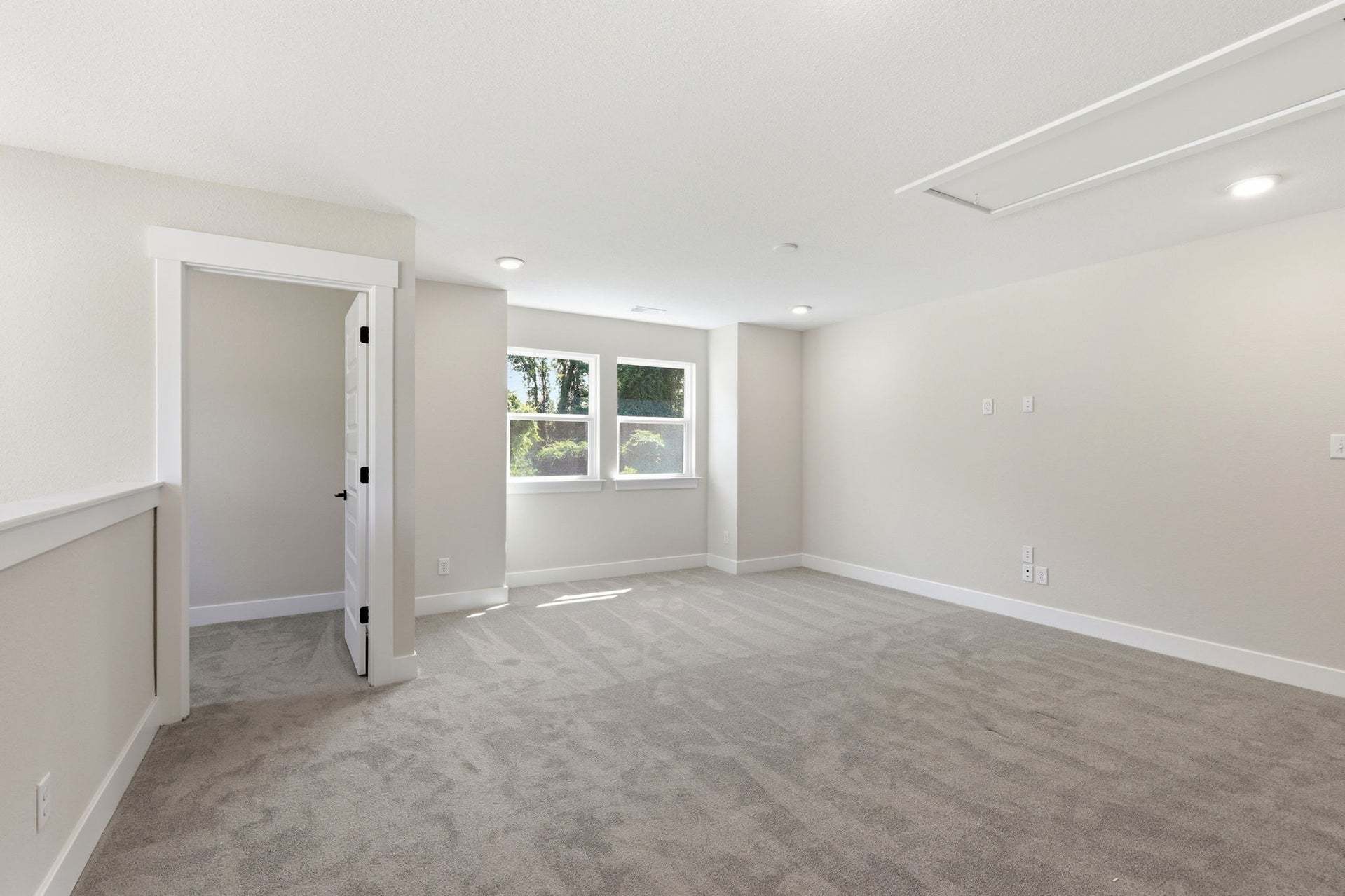 Similar Home - Bonus Room