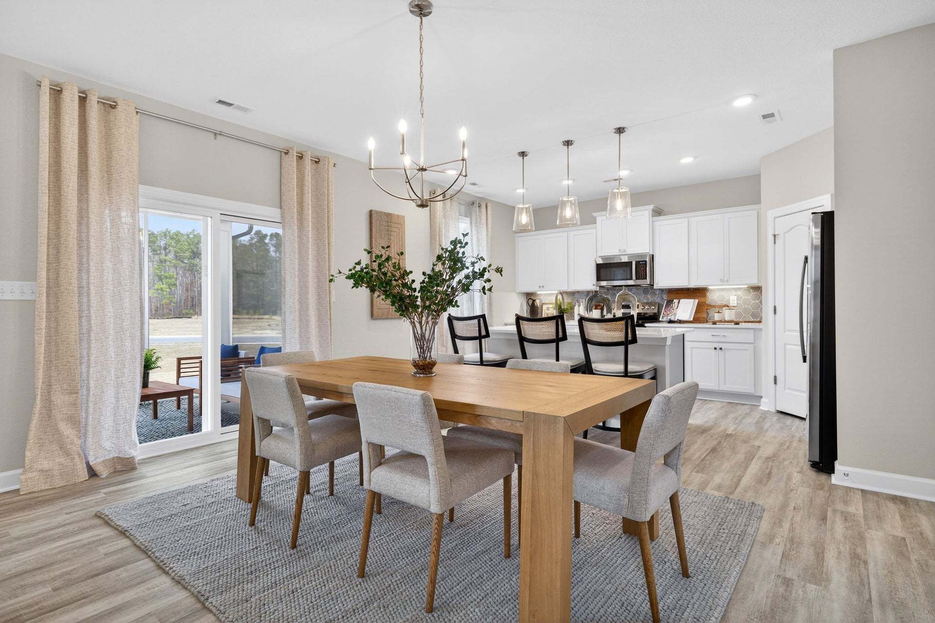 The Poppy Dining Area