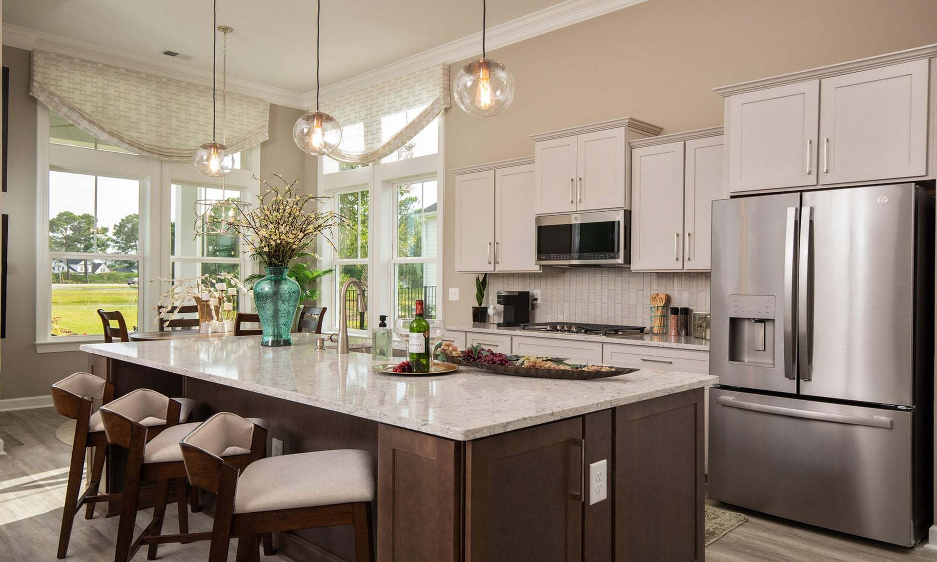 Similar Home - Kitchen
