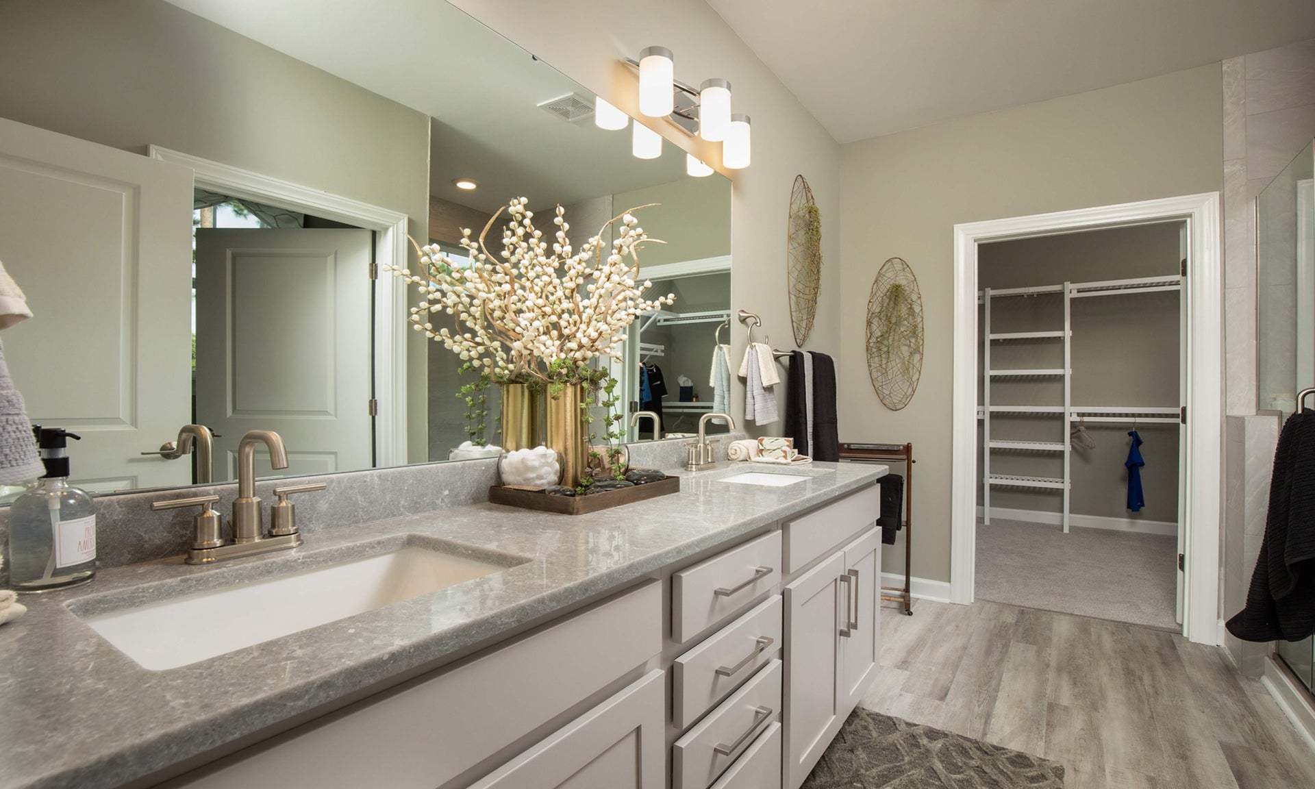 Similar Home - Owner's Bathroom