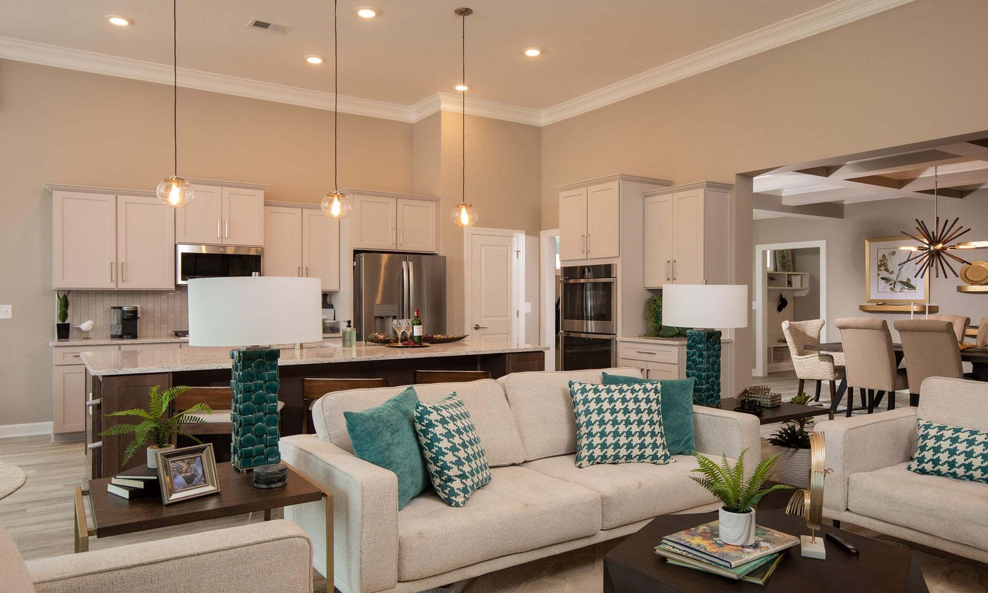 Similar Home - Great Room