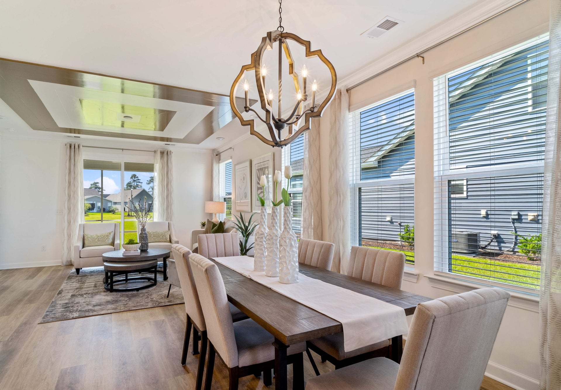 Similar Home - Dining