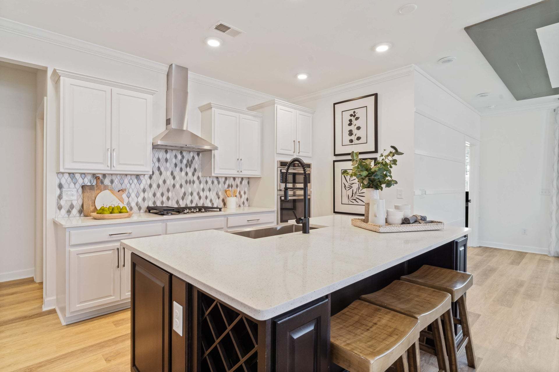 Similar Home - Kitchen