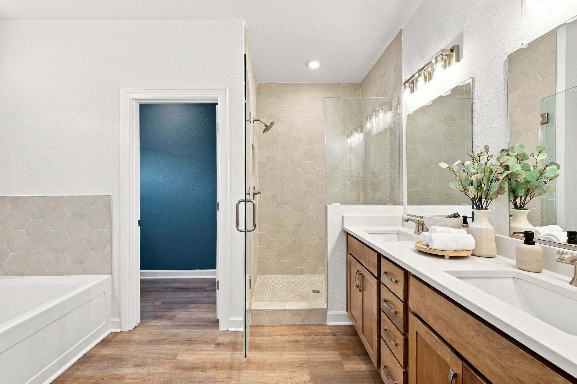 Owner's Bathroom