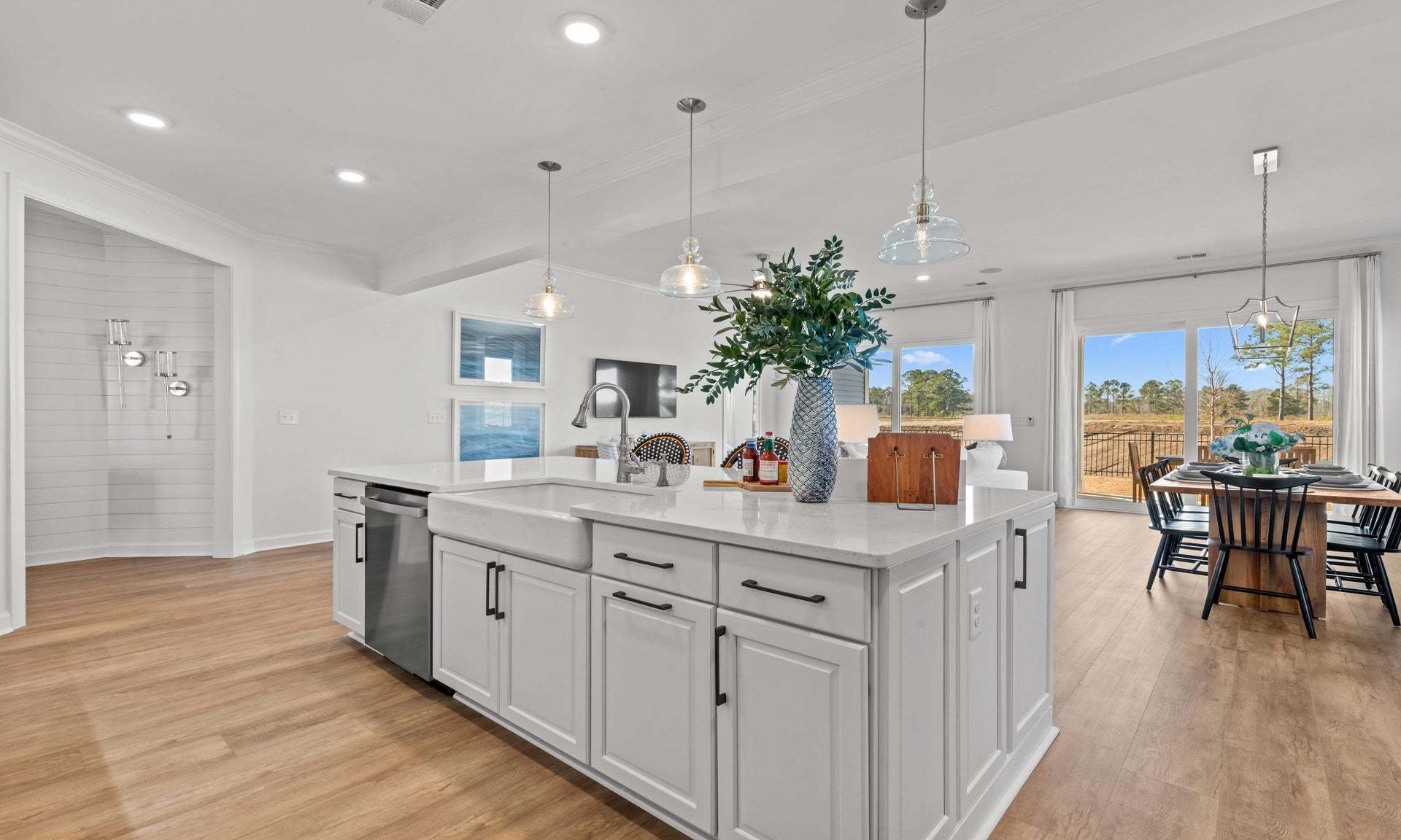 Similar Home - Kitchen