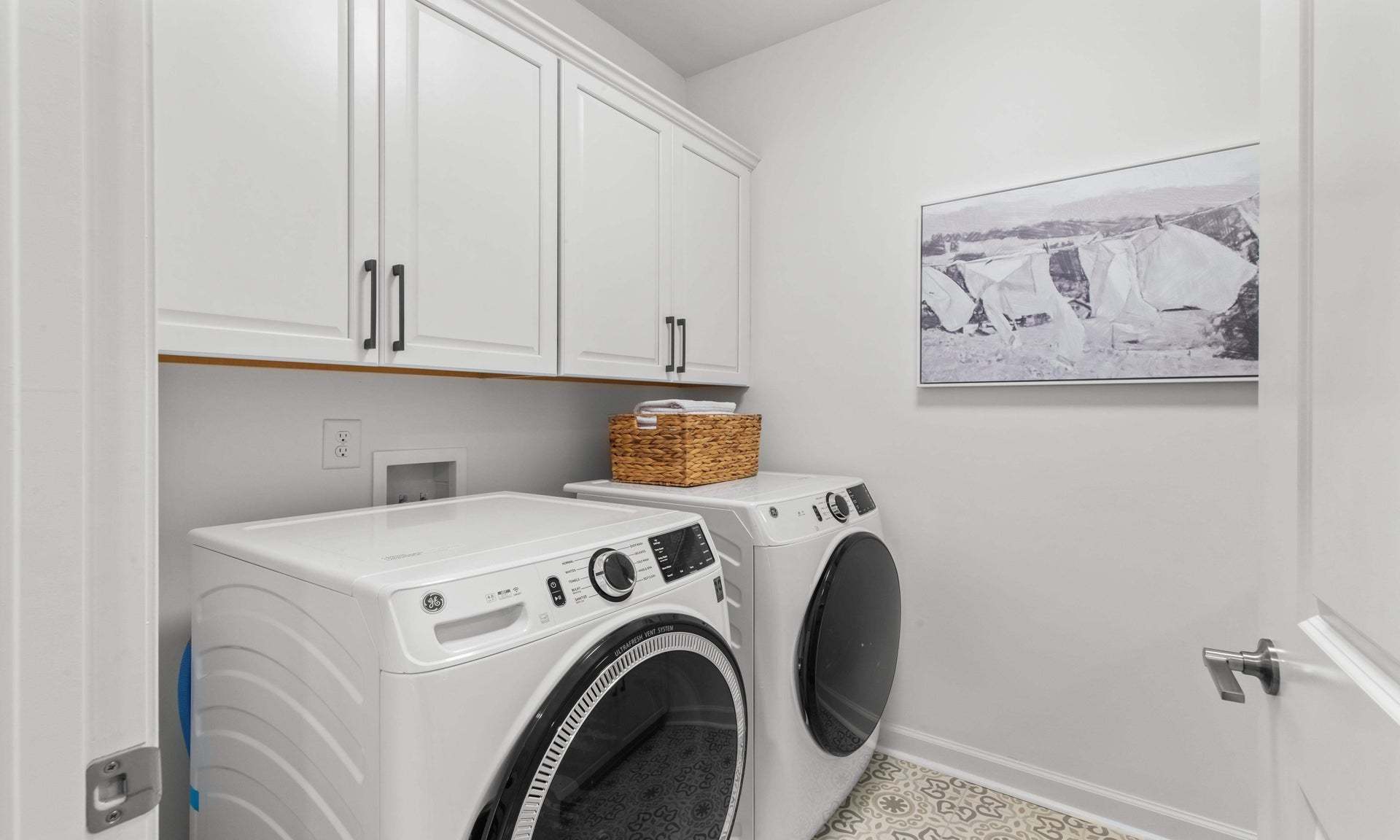 Similar Home - Laundry Room