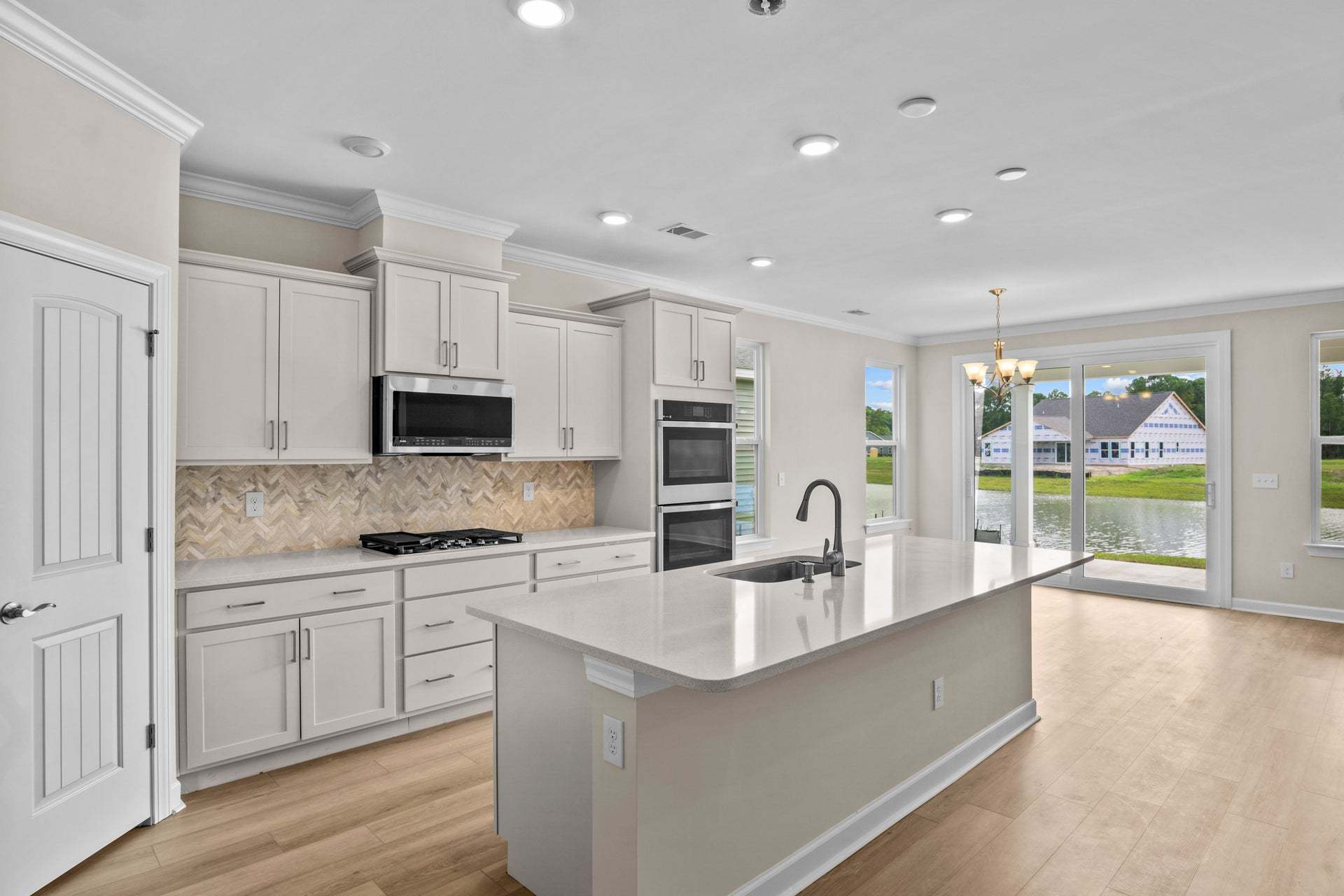 1615 Breakwater Drive (The Sandpiper)