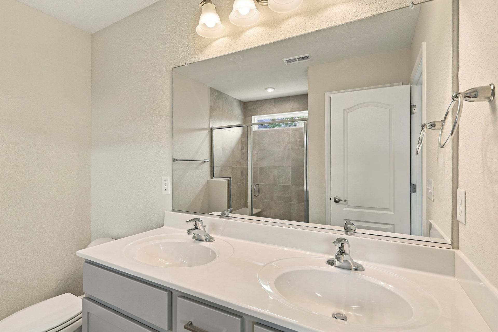 Actual Home - Owner's Bathroom