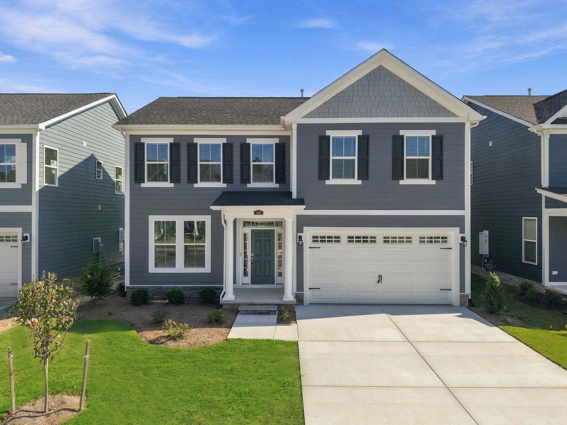 2233 Patrick Drive (The Hawthorne)