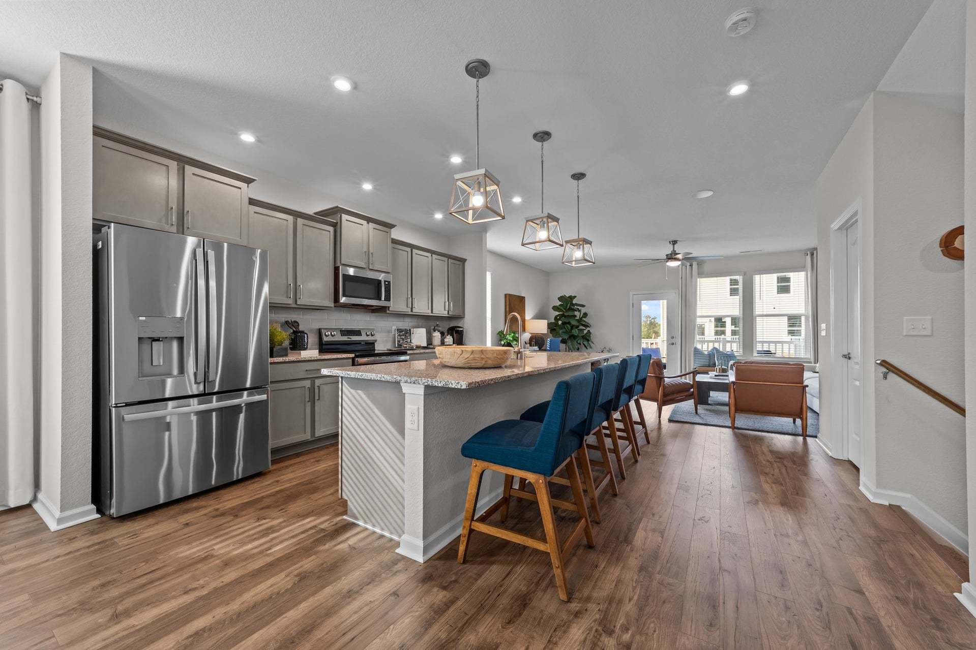 Similar Home - Kitchen